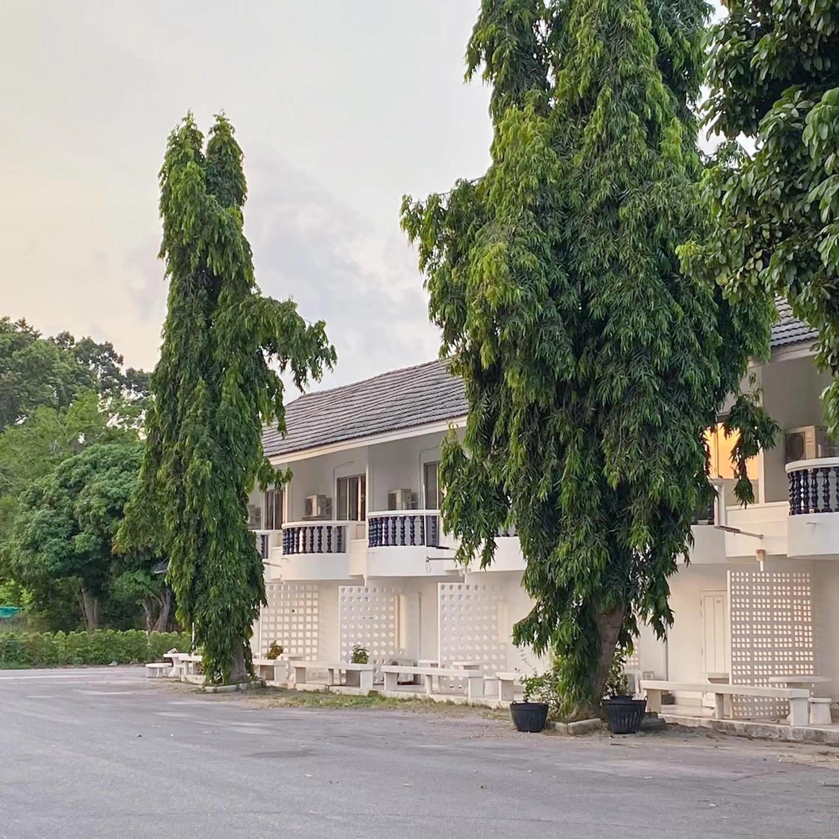 Property building in Bangsaphan Resort