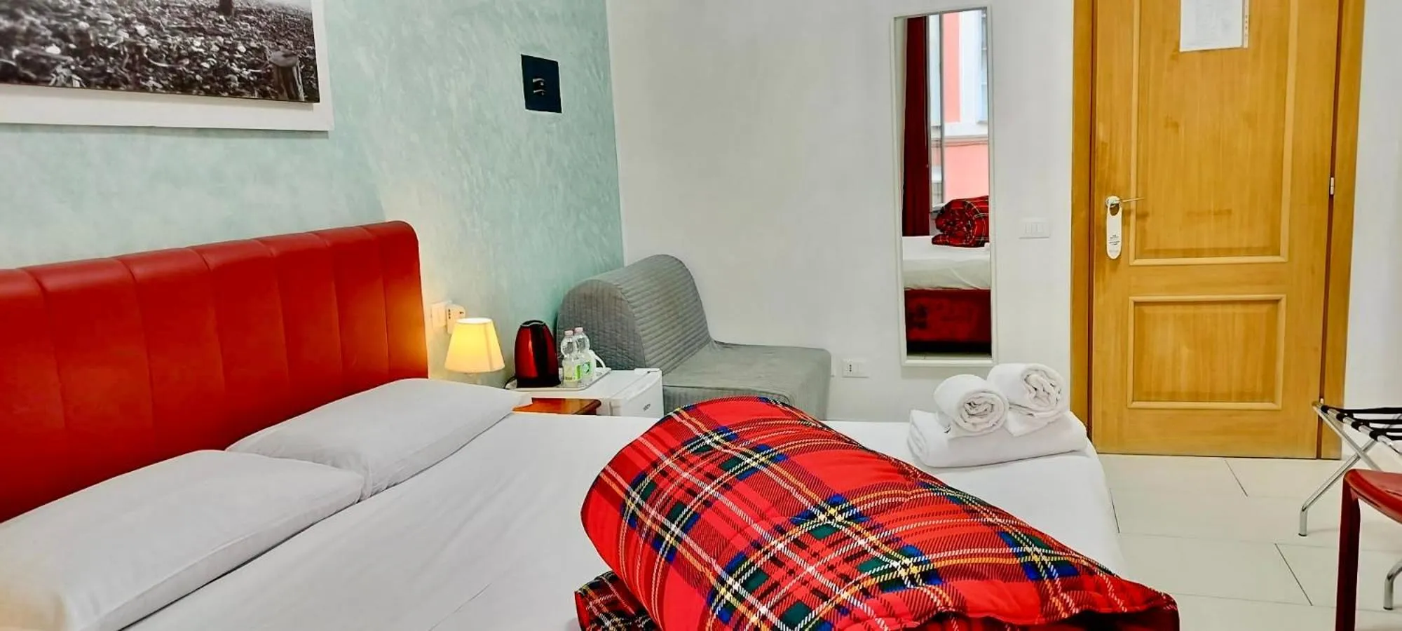 Bedroom, Bed in I Dormienti