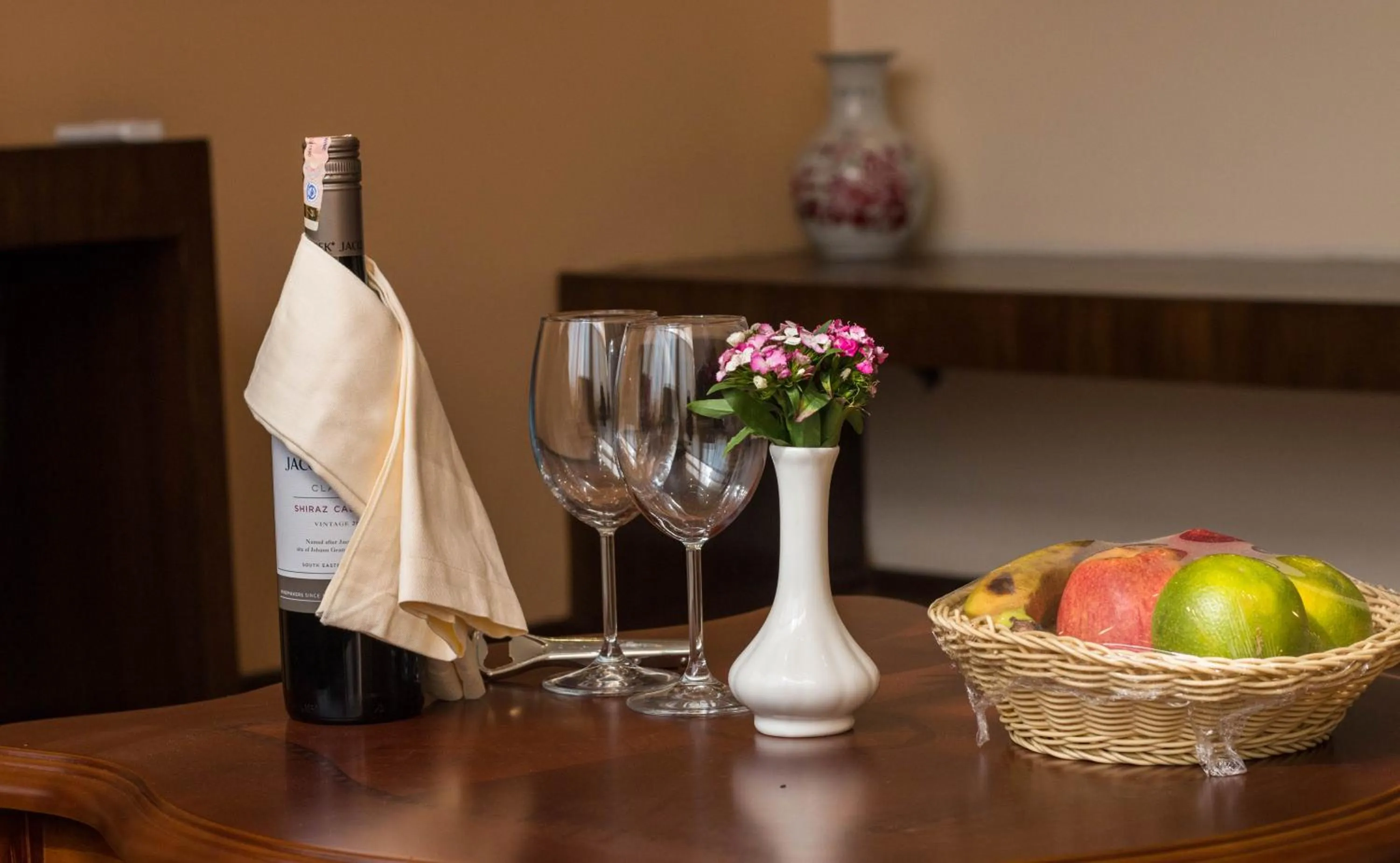 Food and drinks in Hotel Buddy