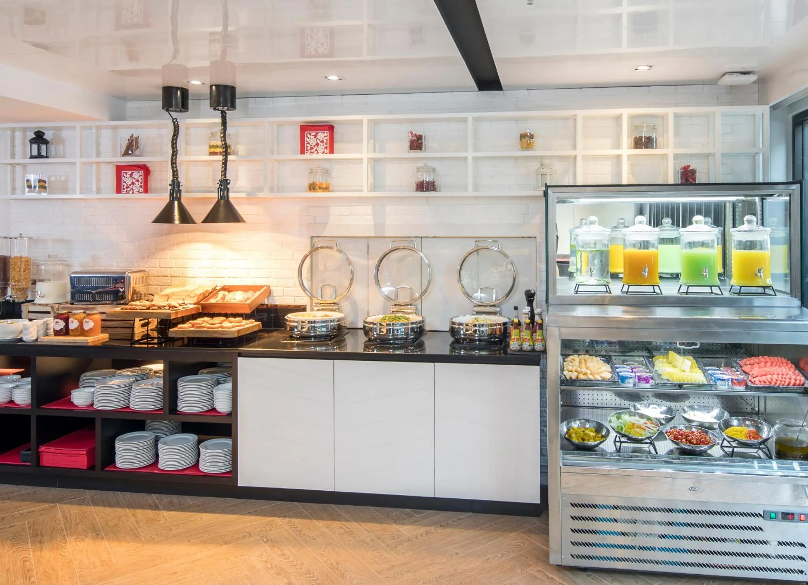 Meals in Travelodge Sukhumvit 11