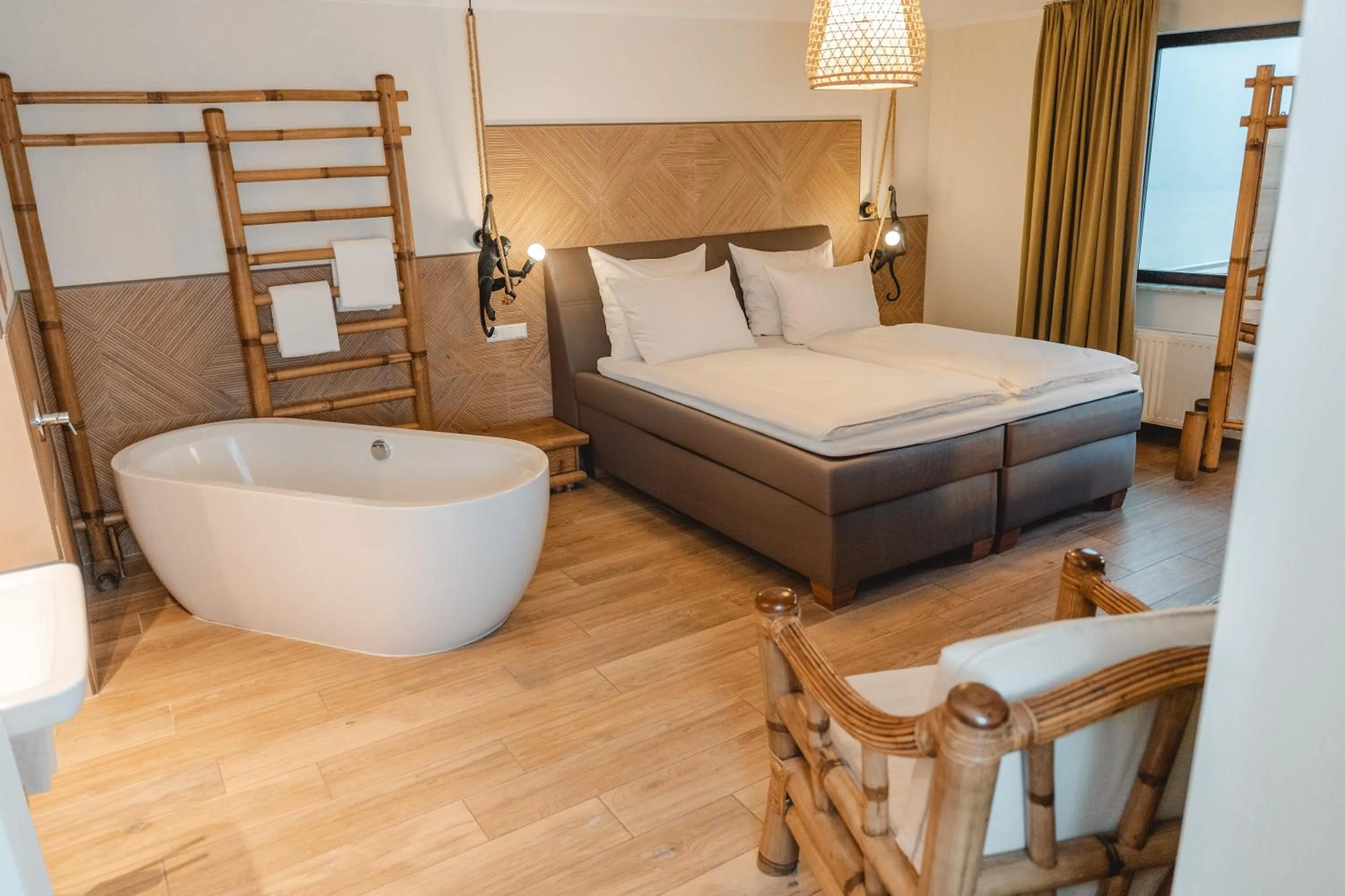 Photo of the whole room, Bed in Hotel Lellmann