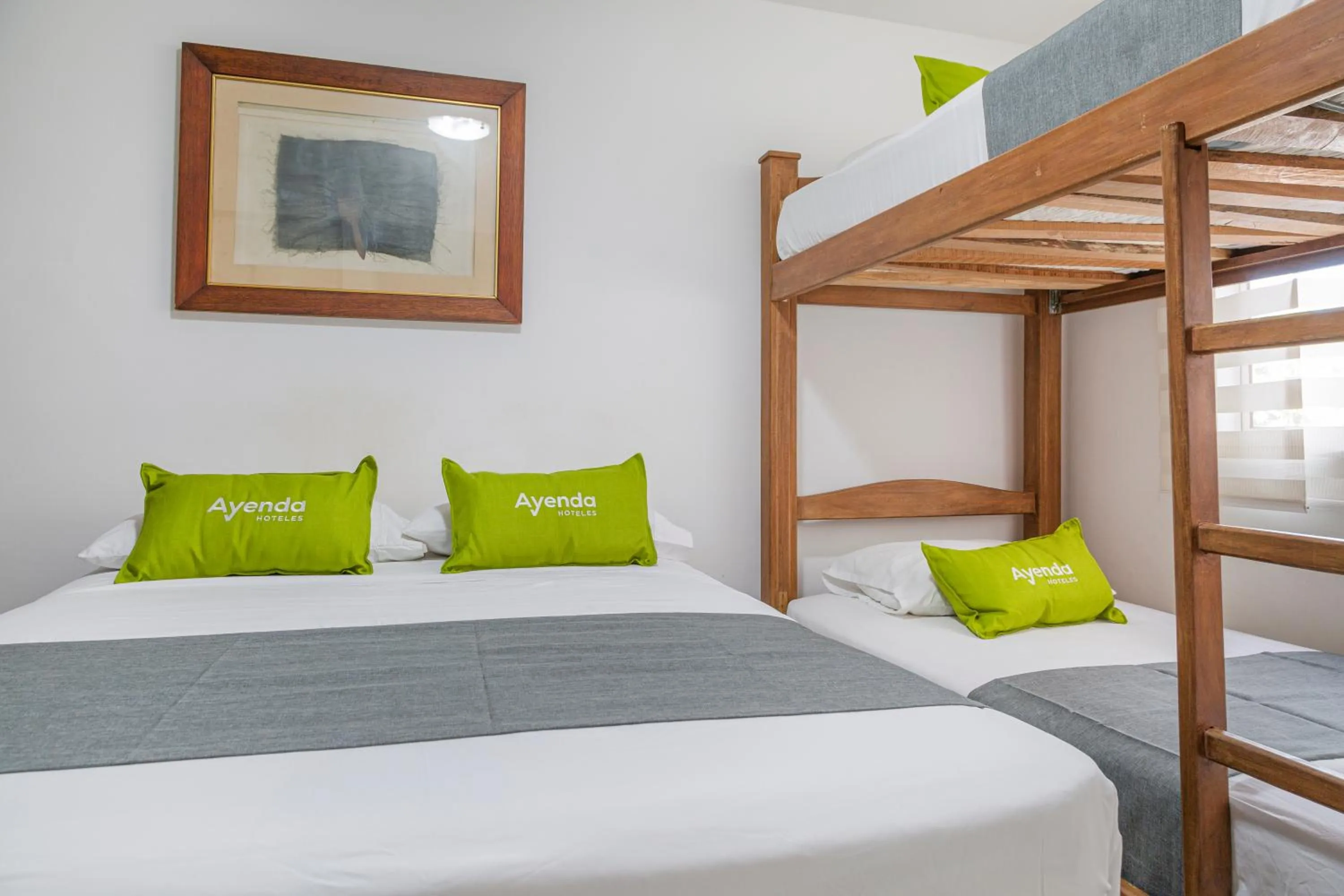 Photo of the whole room, Bed in Hotel Boutique Laureles Home - Ayenda 1258