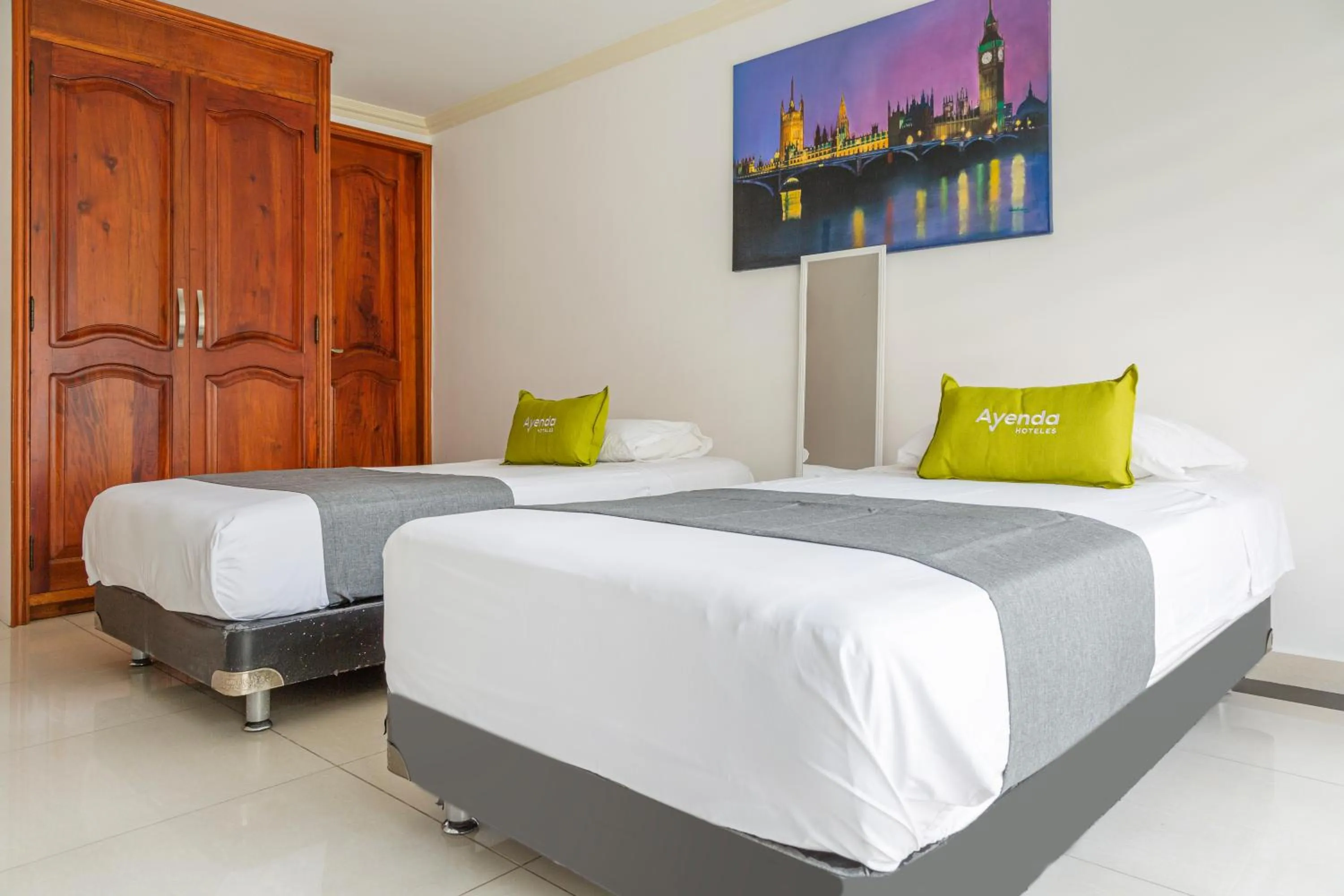 Photo of the whole room, Bed in Hotel Boutique Laureles Home - Ayenda 1258