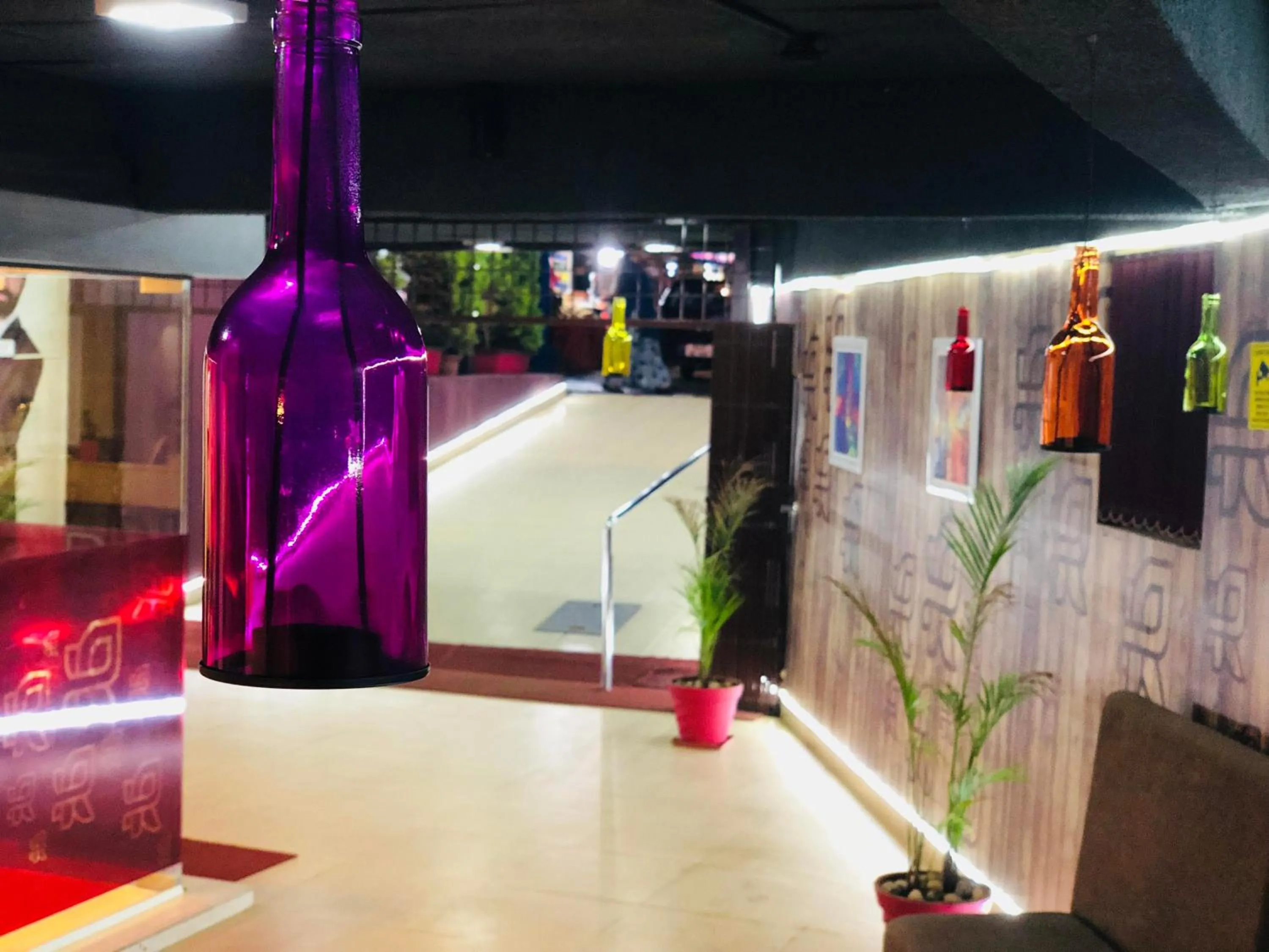 Game Room in Hotel Royal Inn - Electronic City