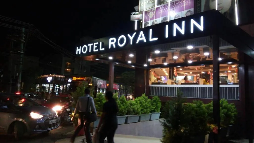 Facade/entrance in Hotel Royal Inn - Electronic City
