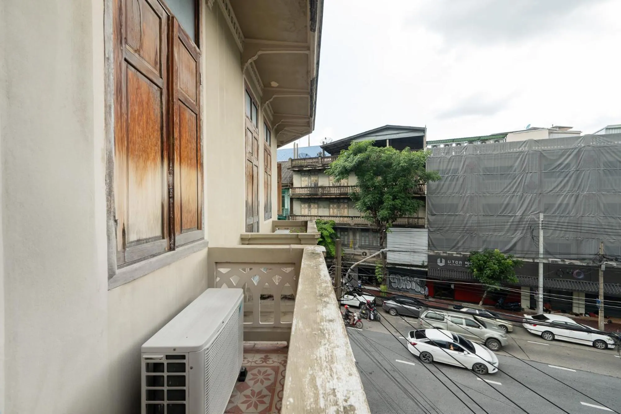 Street view in Arun Sa Wad 103 NaNa