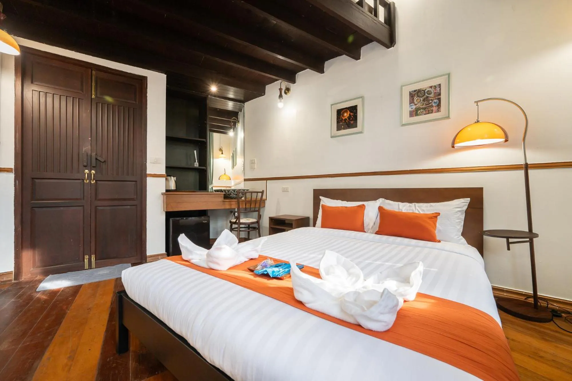 Bed in Arun Sa Wad 103 NaNa