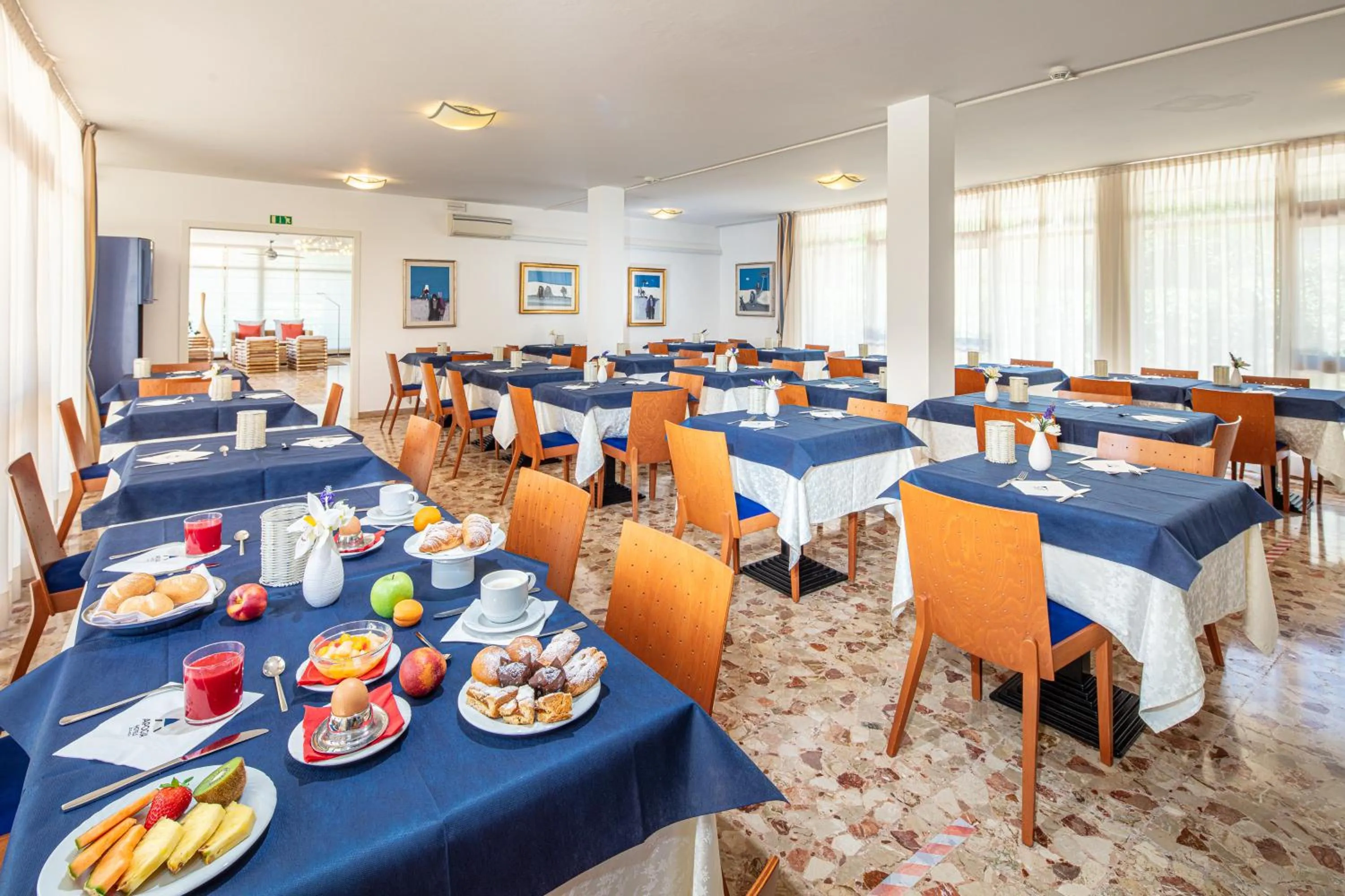 Property building in Hotel Horizonte