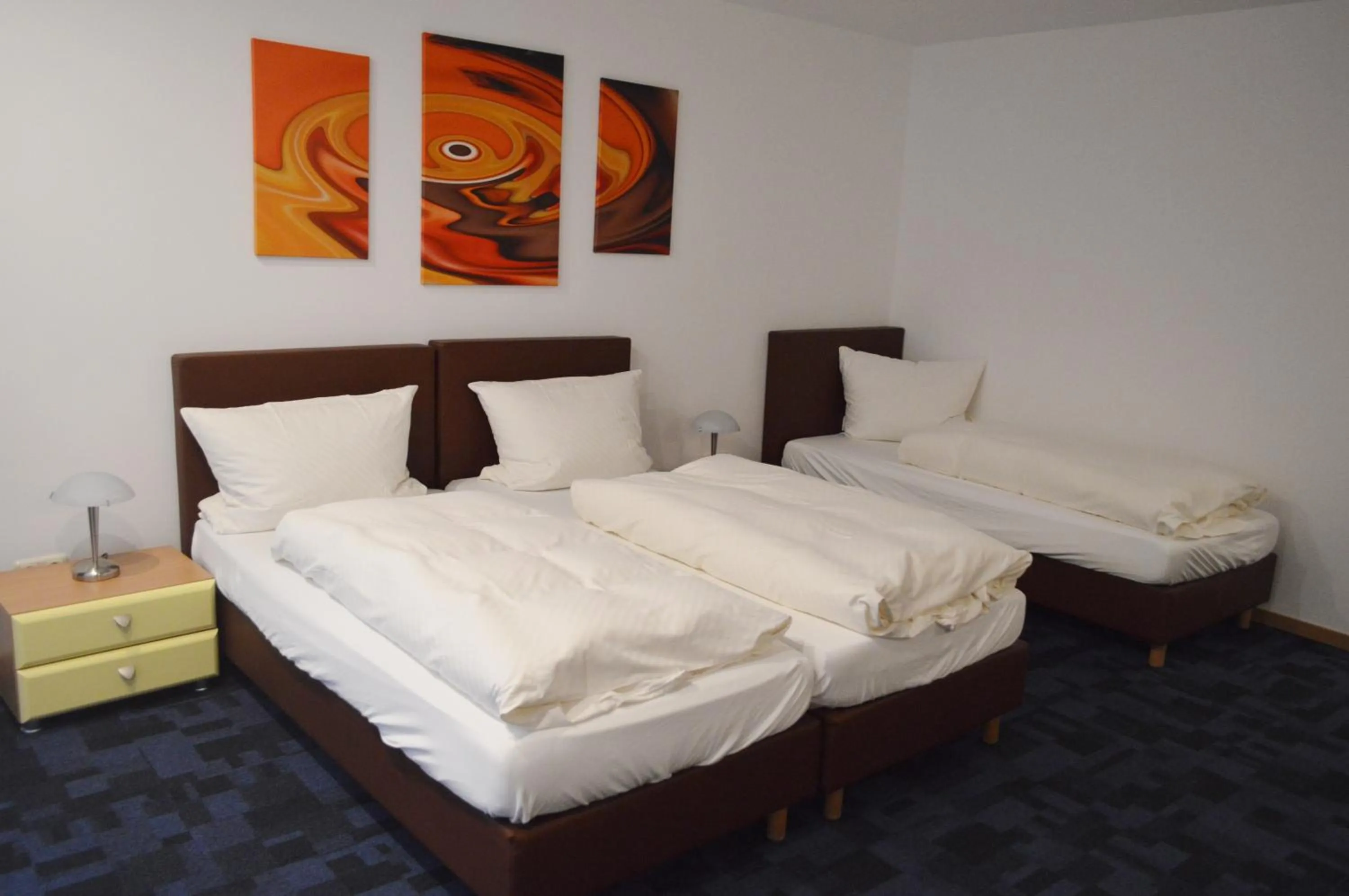 Bed in Hotel B8 Voerde