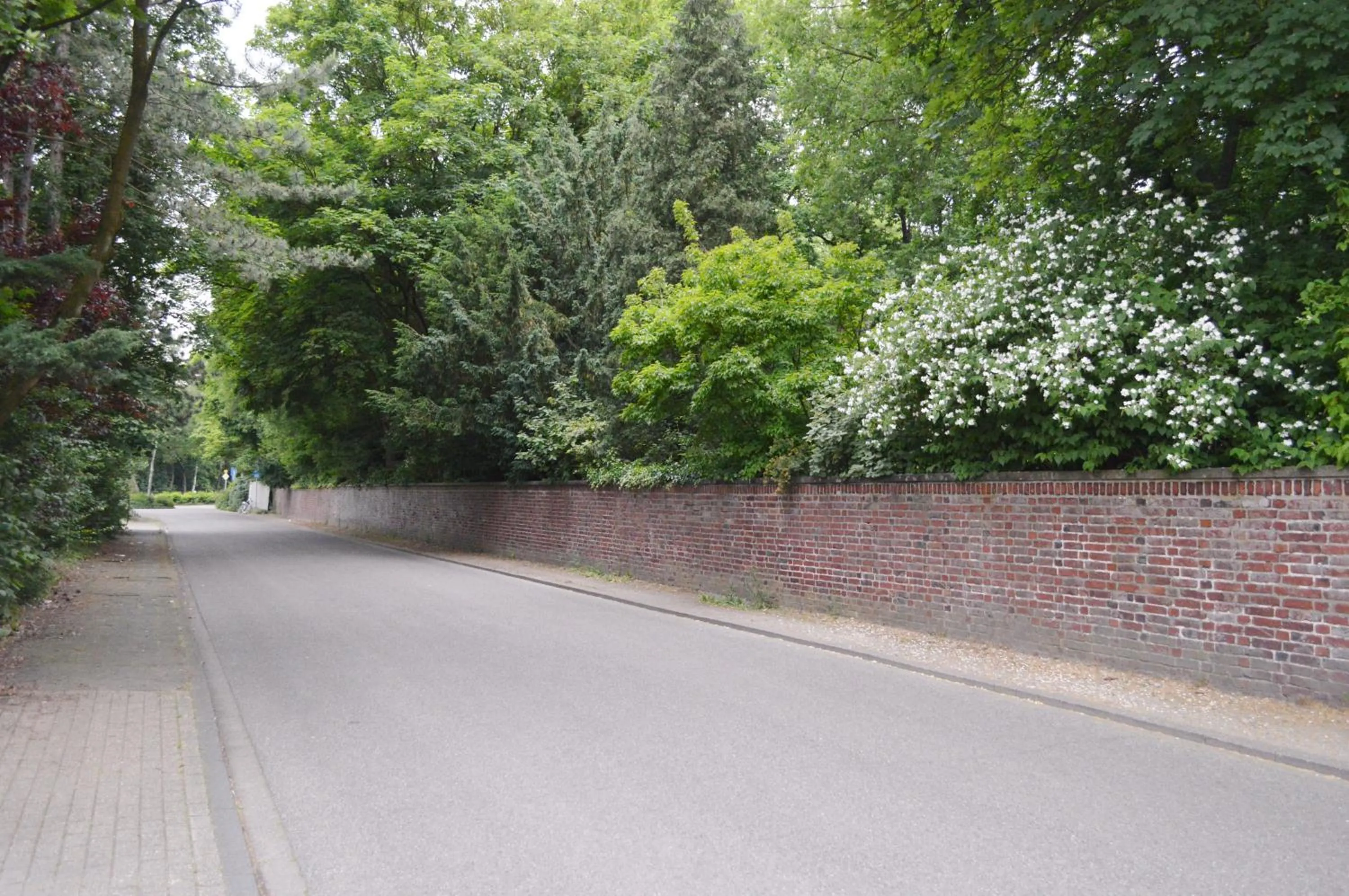 Property building in Hotel B8 Voerde