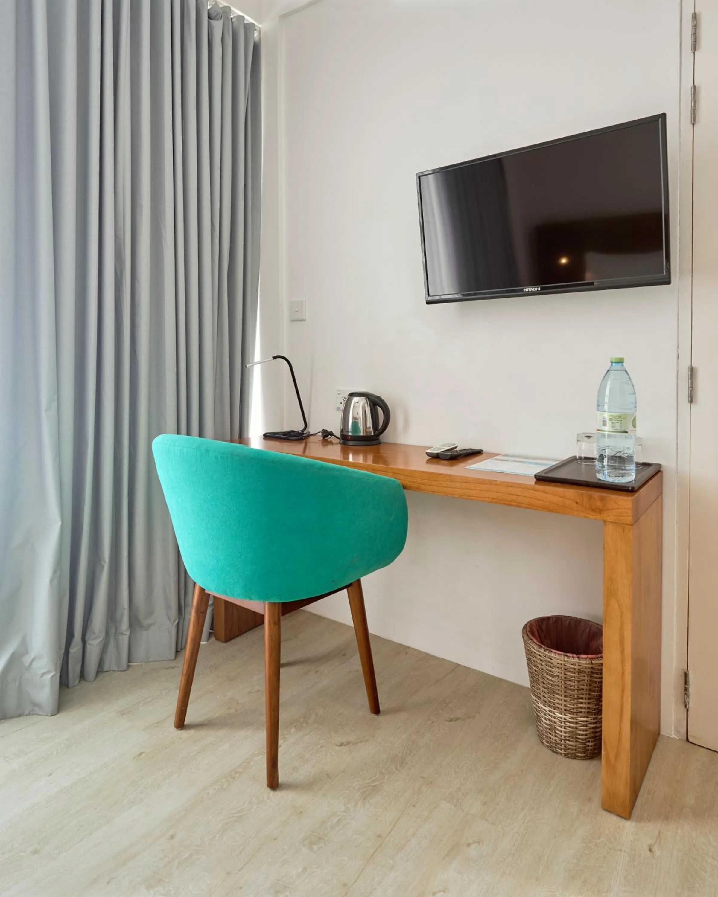 hair dresser in Bliss Dhigurah