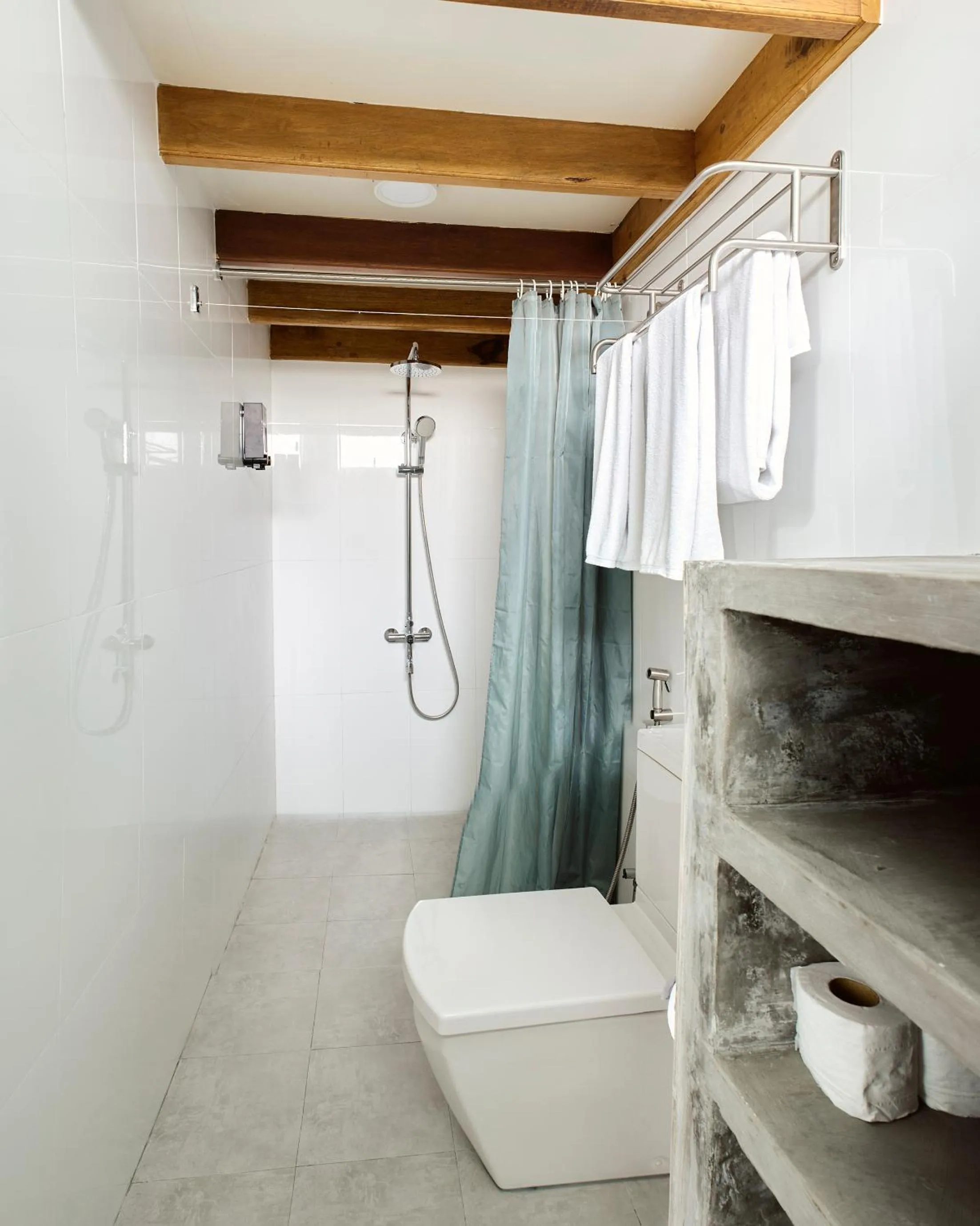 Bathroom in Bliss Dhigurah