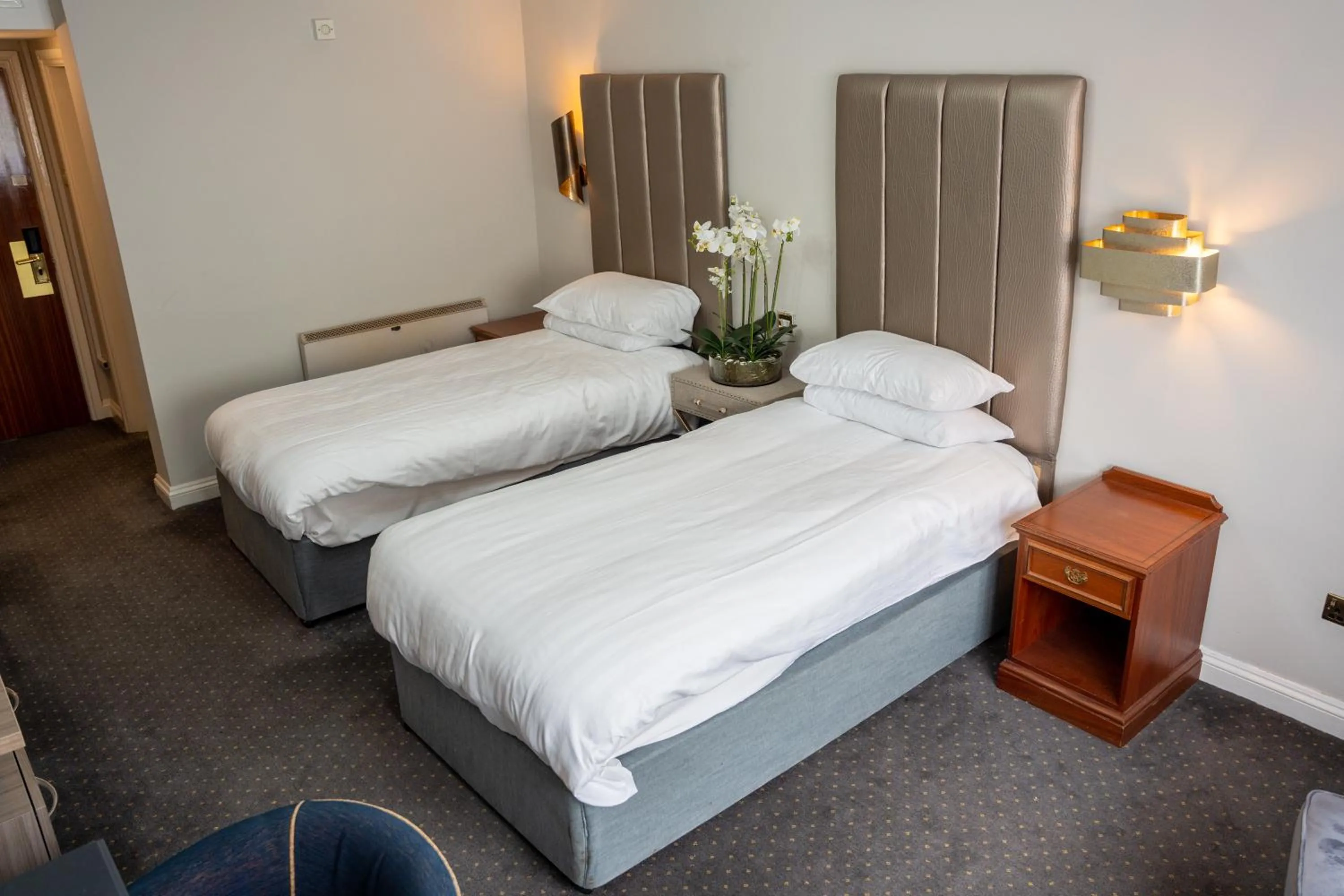 Bedroom, Bed in The Pear Tree Inn & Country Hotel