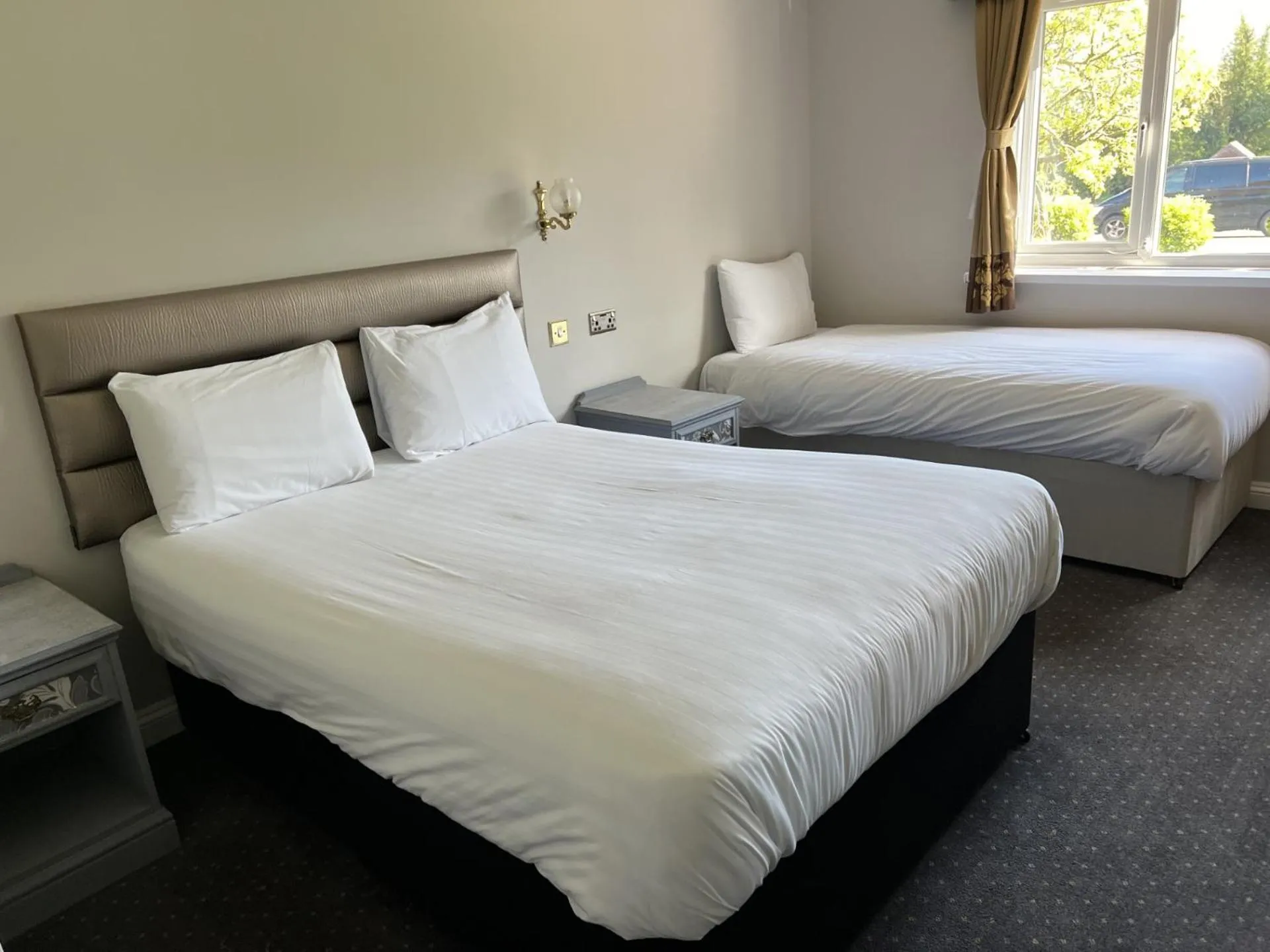 Bedroom, Bed in The Pear Tree Inn & Country Hotel