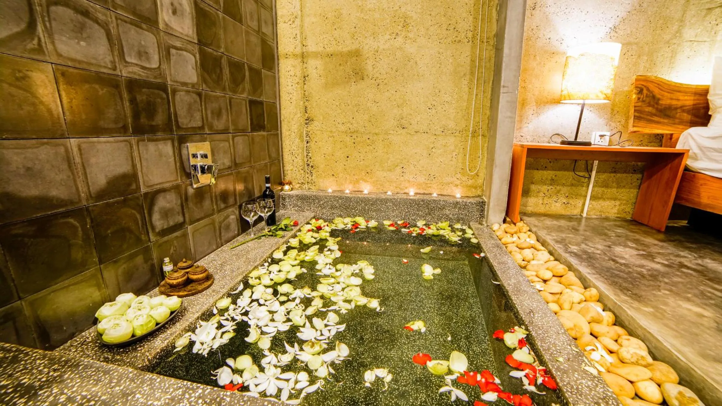 Toilet in Sarina Boutique Hotel