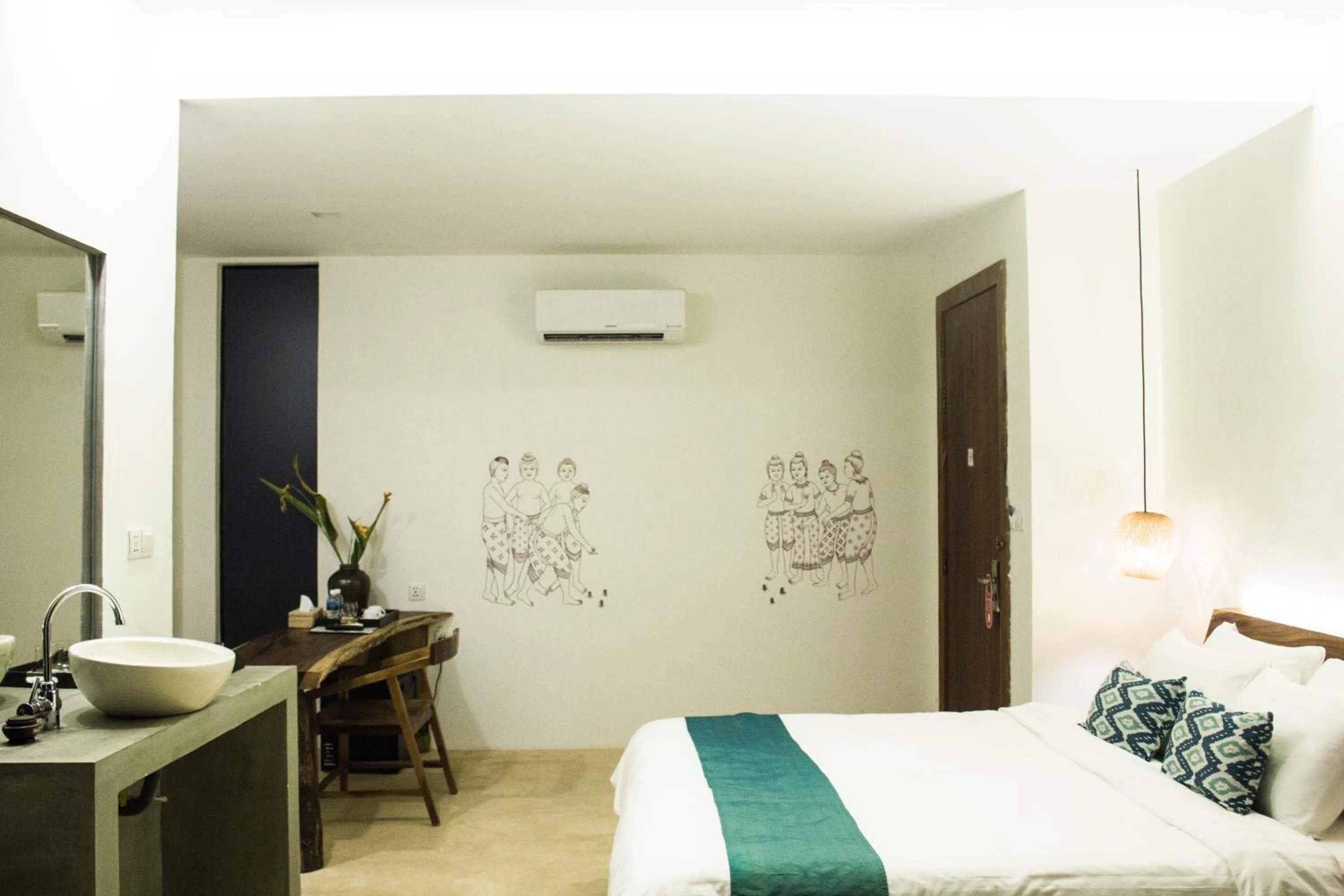 Garden view, Bed in Sarina Boutique Hotel