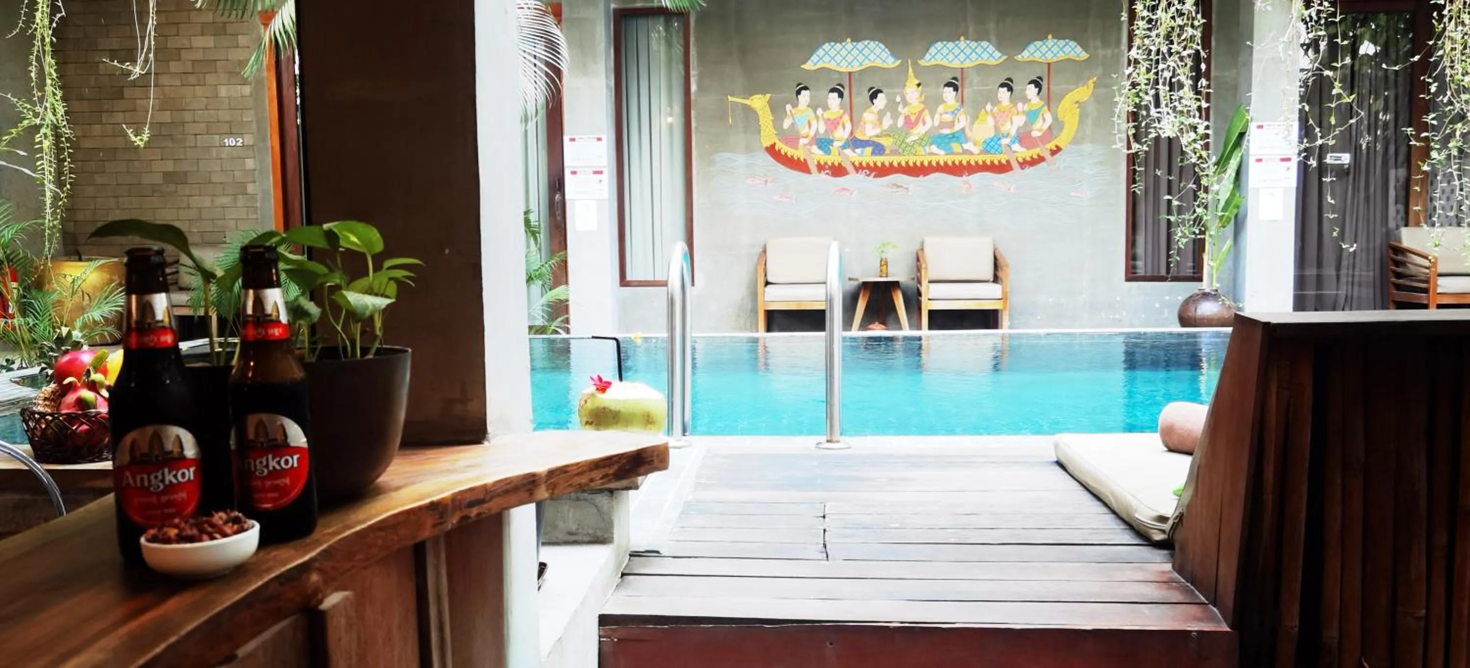 Swimming pool in Sarina Boutique Hotel