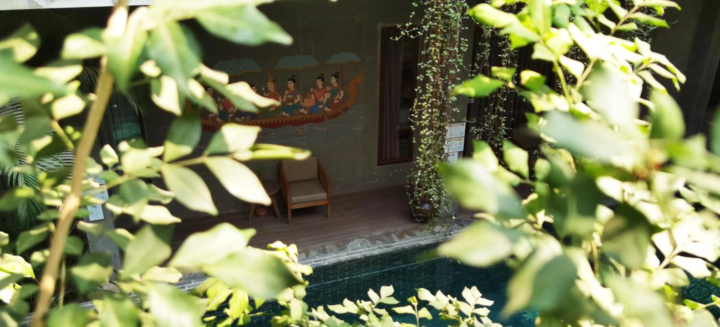 Swimming pool in Sarina Boutique Hotel