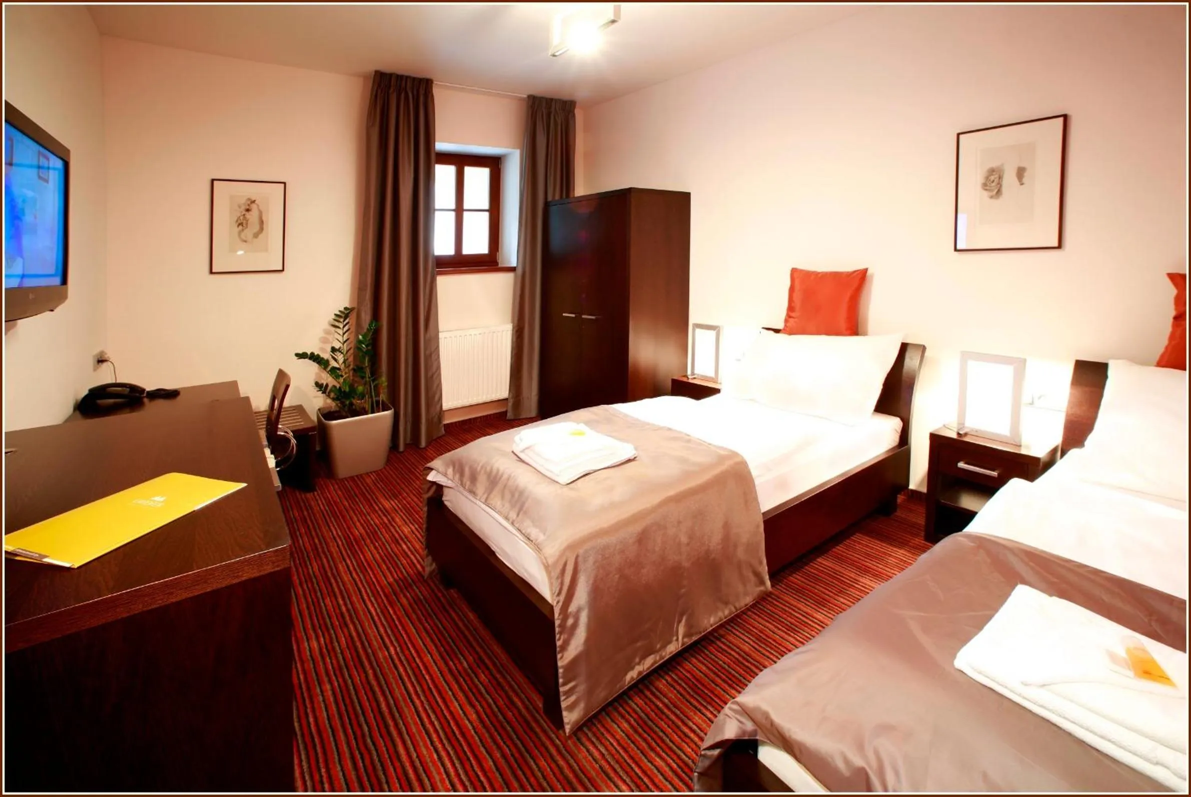 Bedroom, Bed in Hotel Lahofer