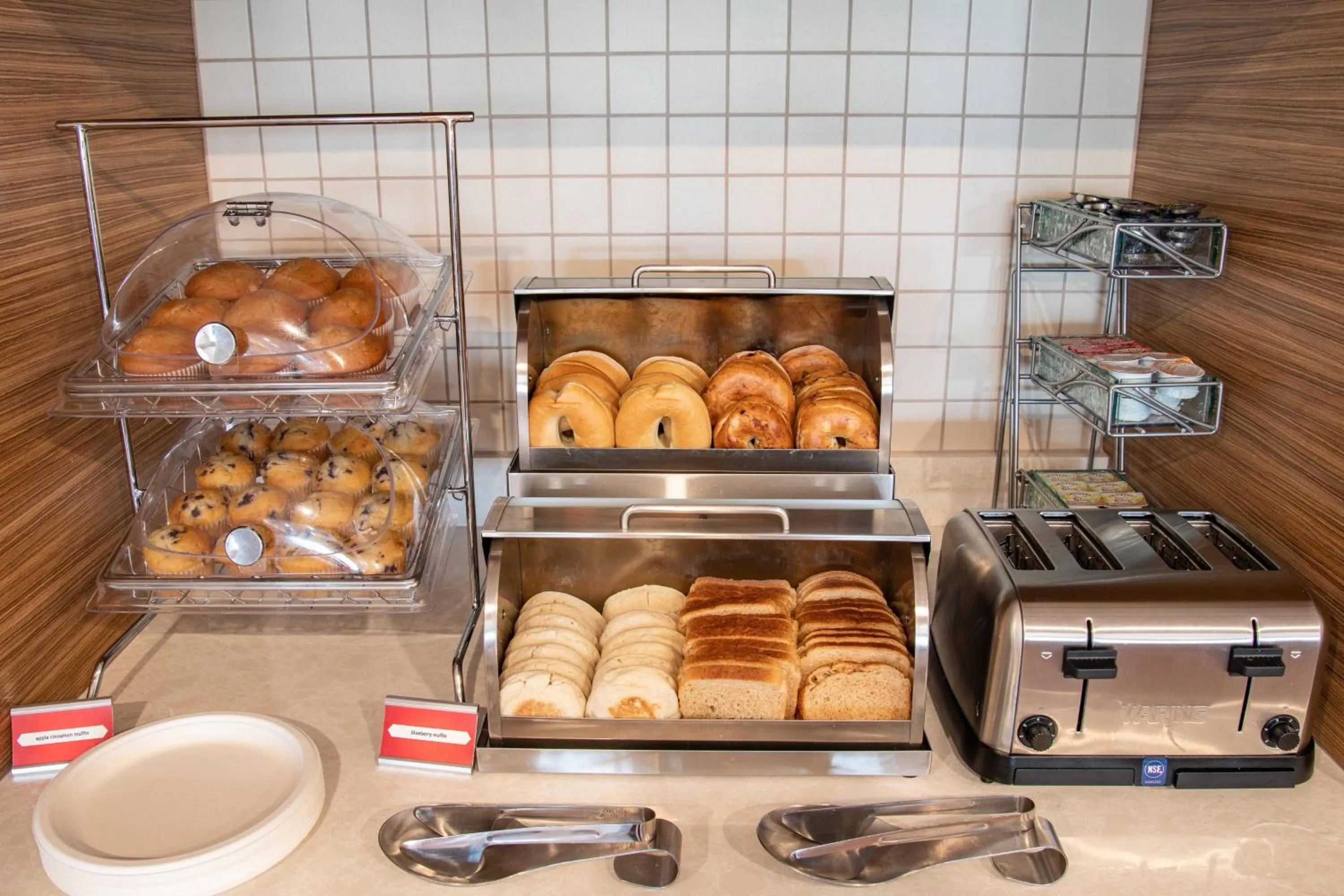 Breakfast in TownePlace Suites by Marriott Dallas Mesquite