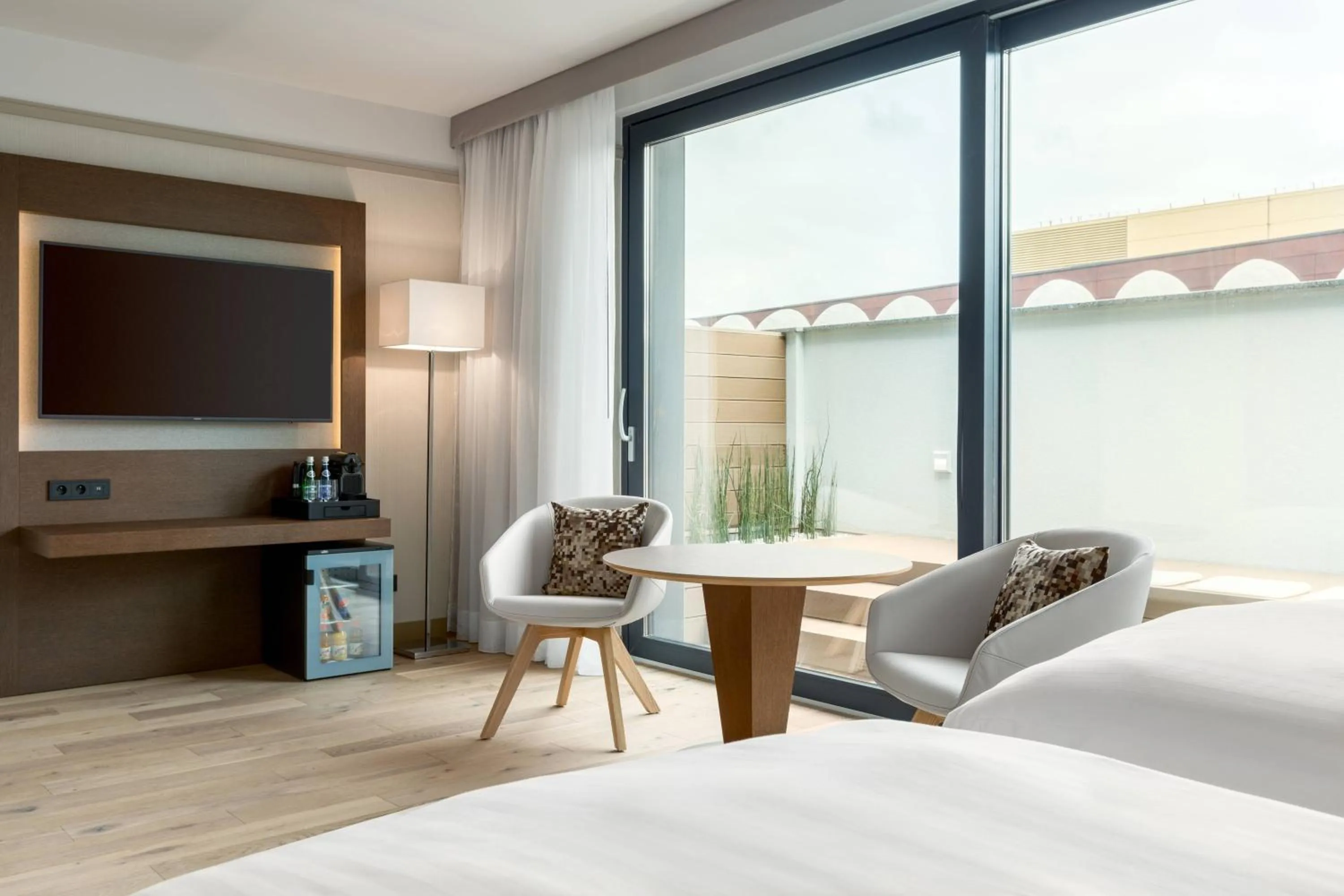 Photo of the whole room, Bed in AC Hotel by Marriott Wroclaw