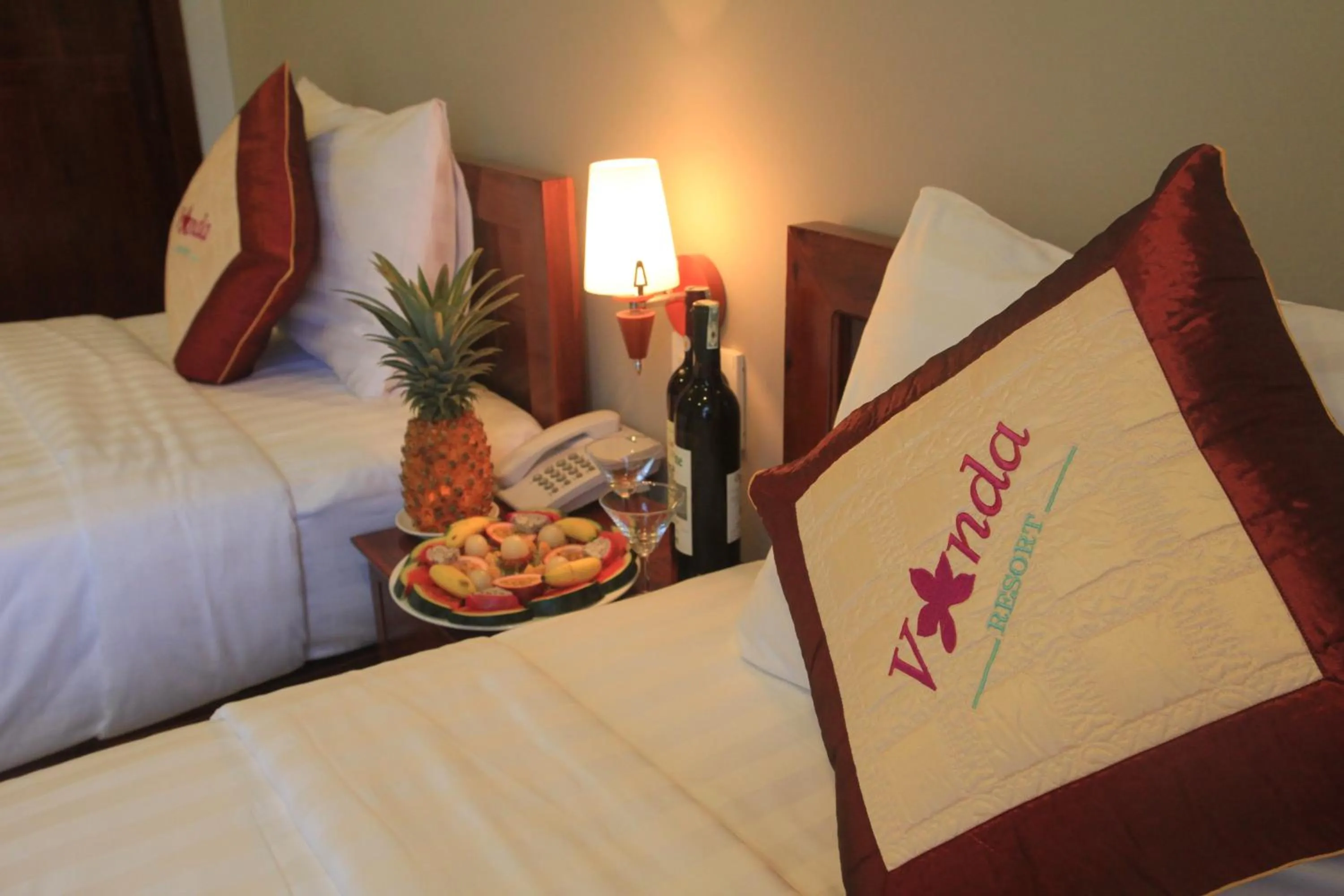 Food and drinks, Bed in Laverder Resort