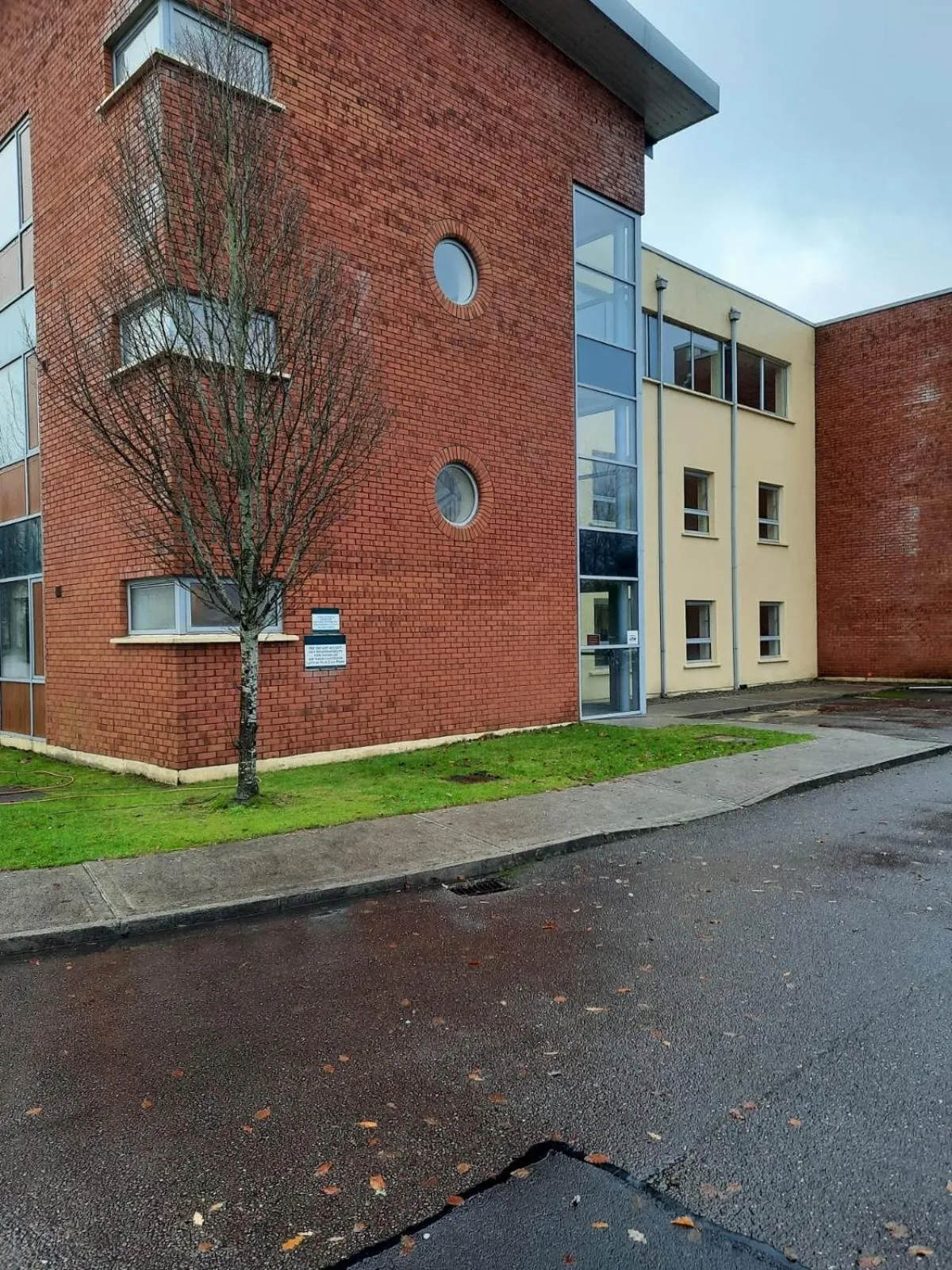 Facade/entrance in Wild Atlantic Apartments Killarney