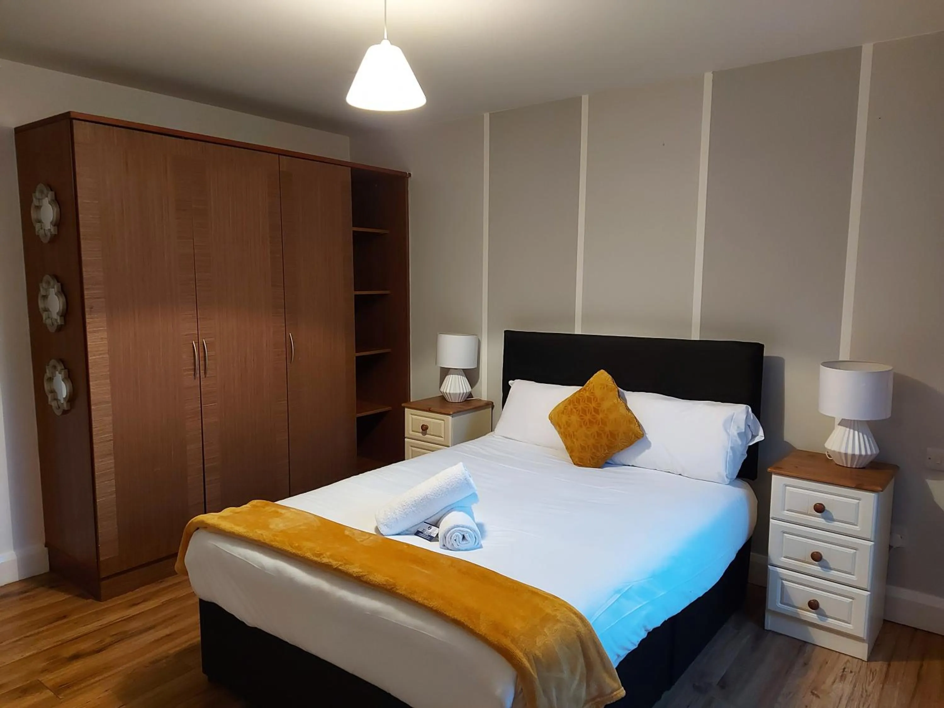 Bedroom, Bed in Wild Atlantic Apartments Killarney