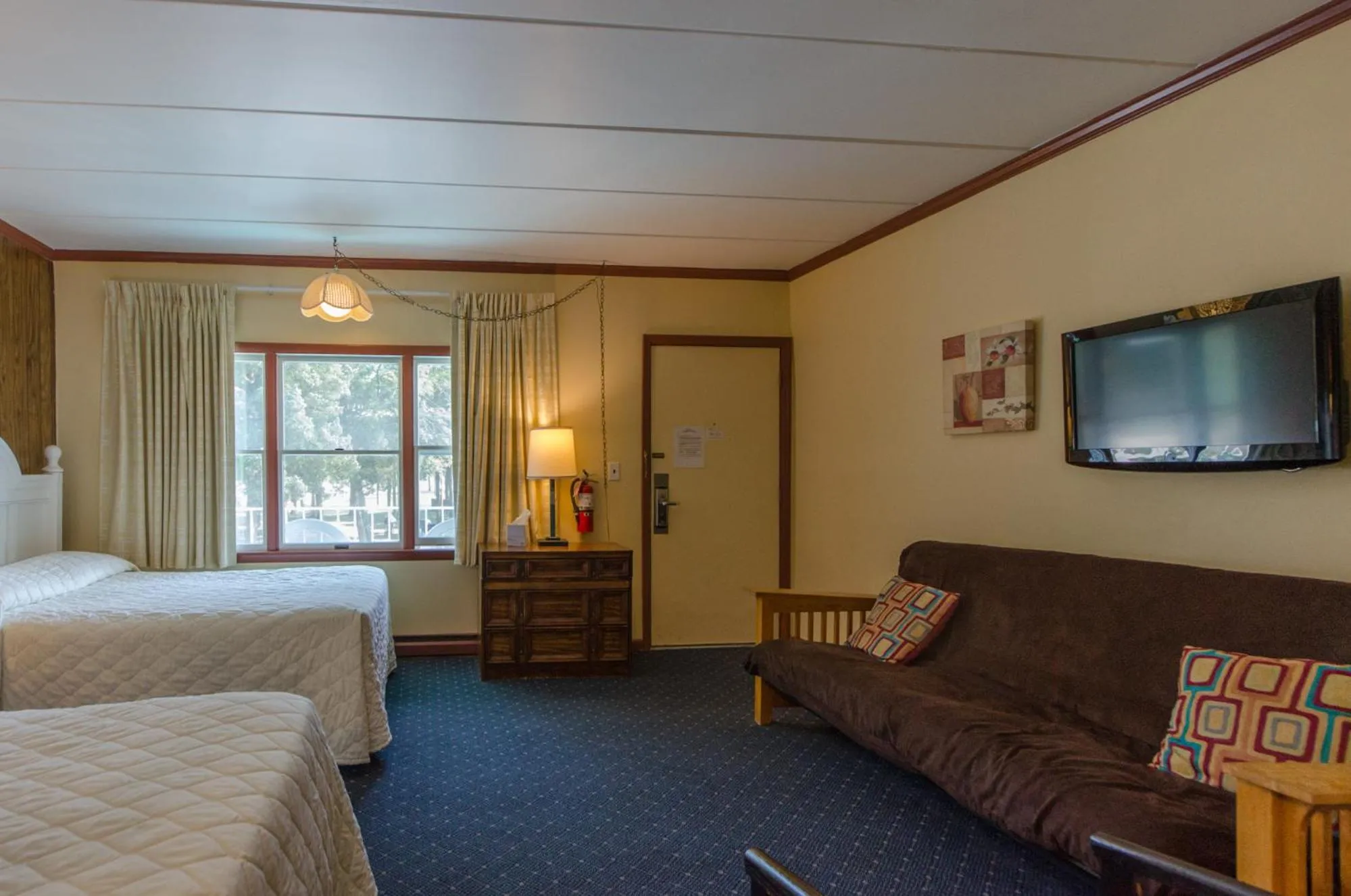 Bed in Hyland Motor Inn