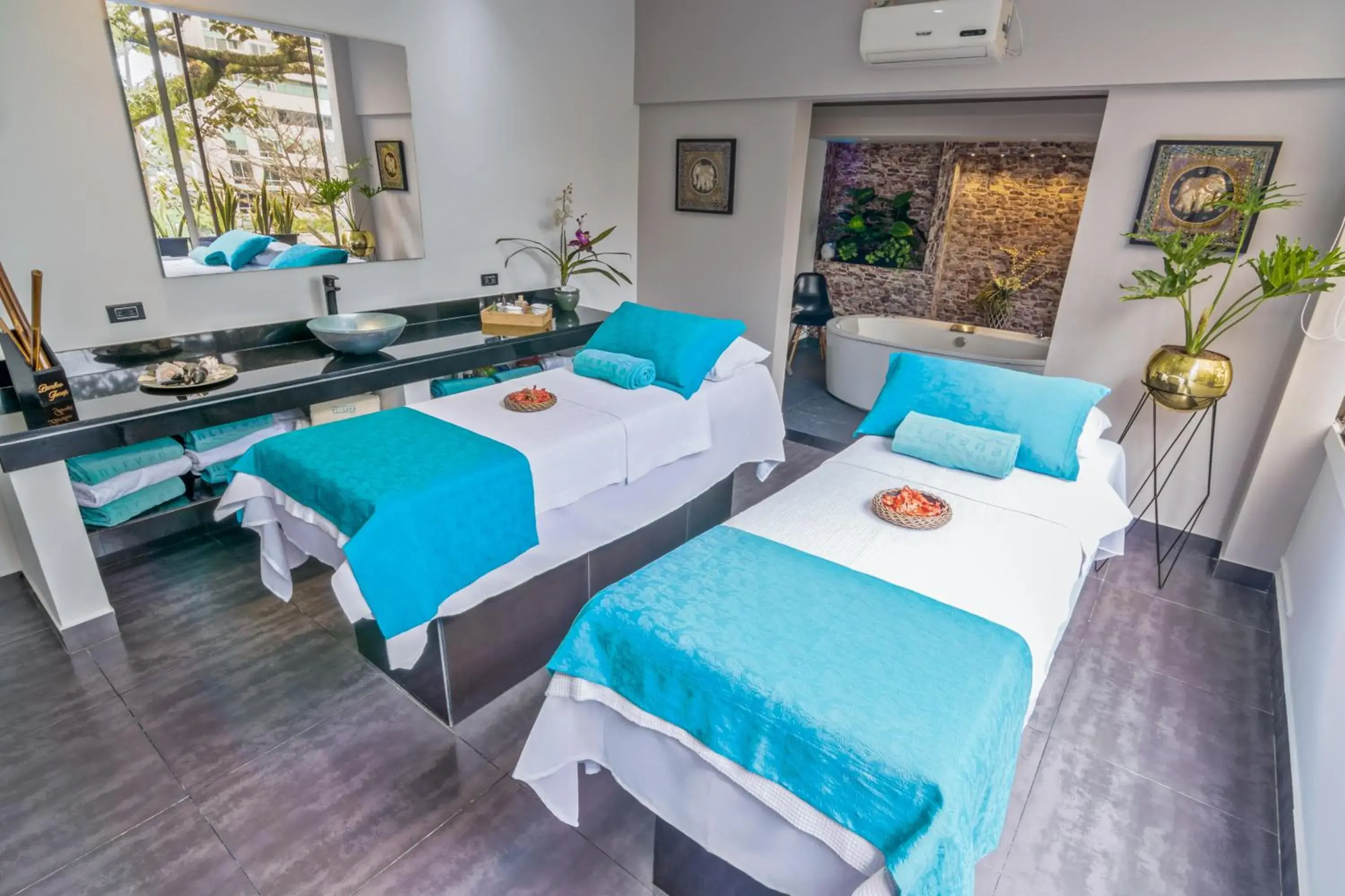 Spa and wellness centre/facilities, Bed in GHL Hotel Portón Medellín Spa and wellness centre/facilities, Bed in GHL Hotel Portón Medellín