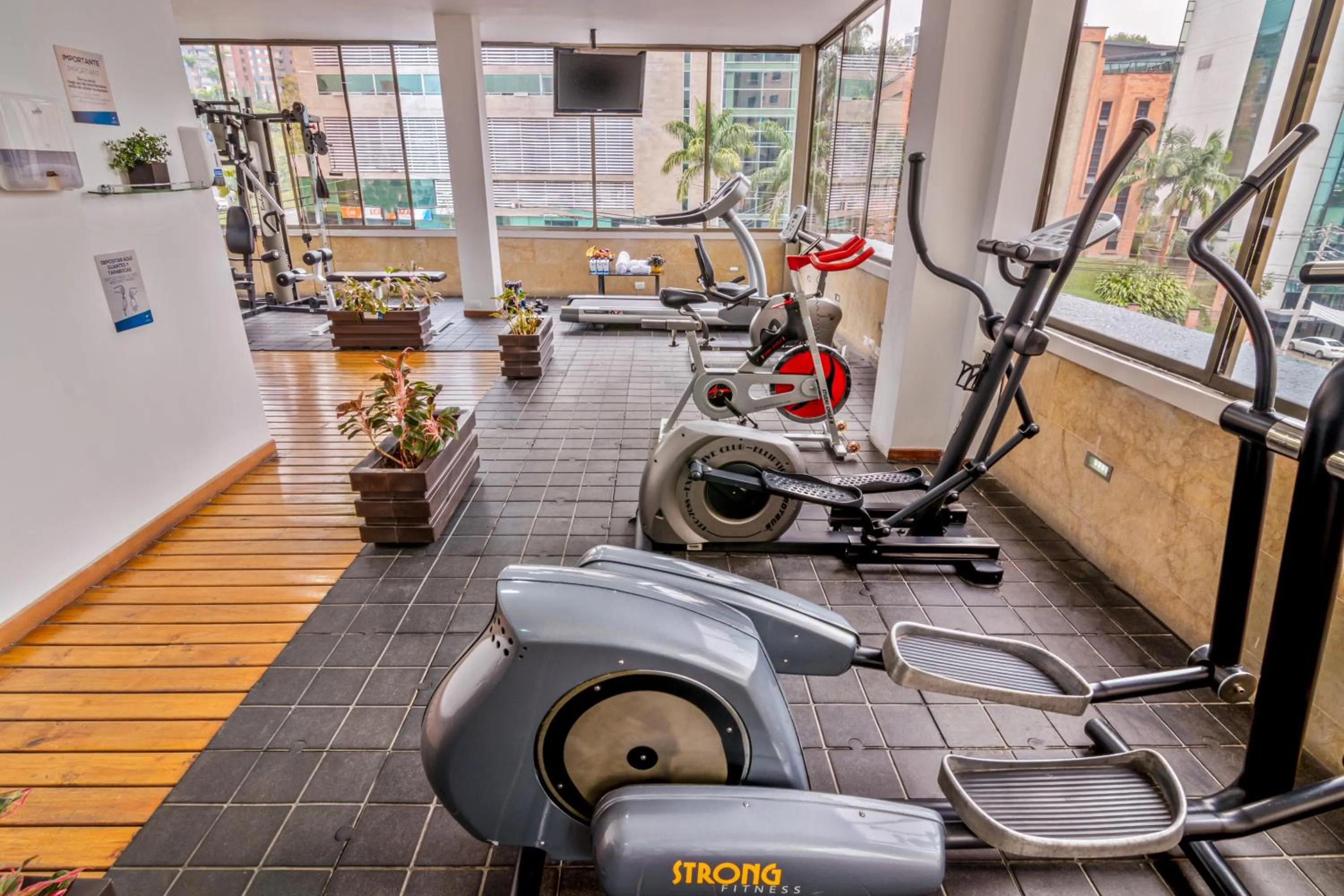 Fitness centre/facilities in GHL Hotel Portón Medellín