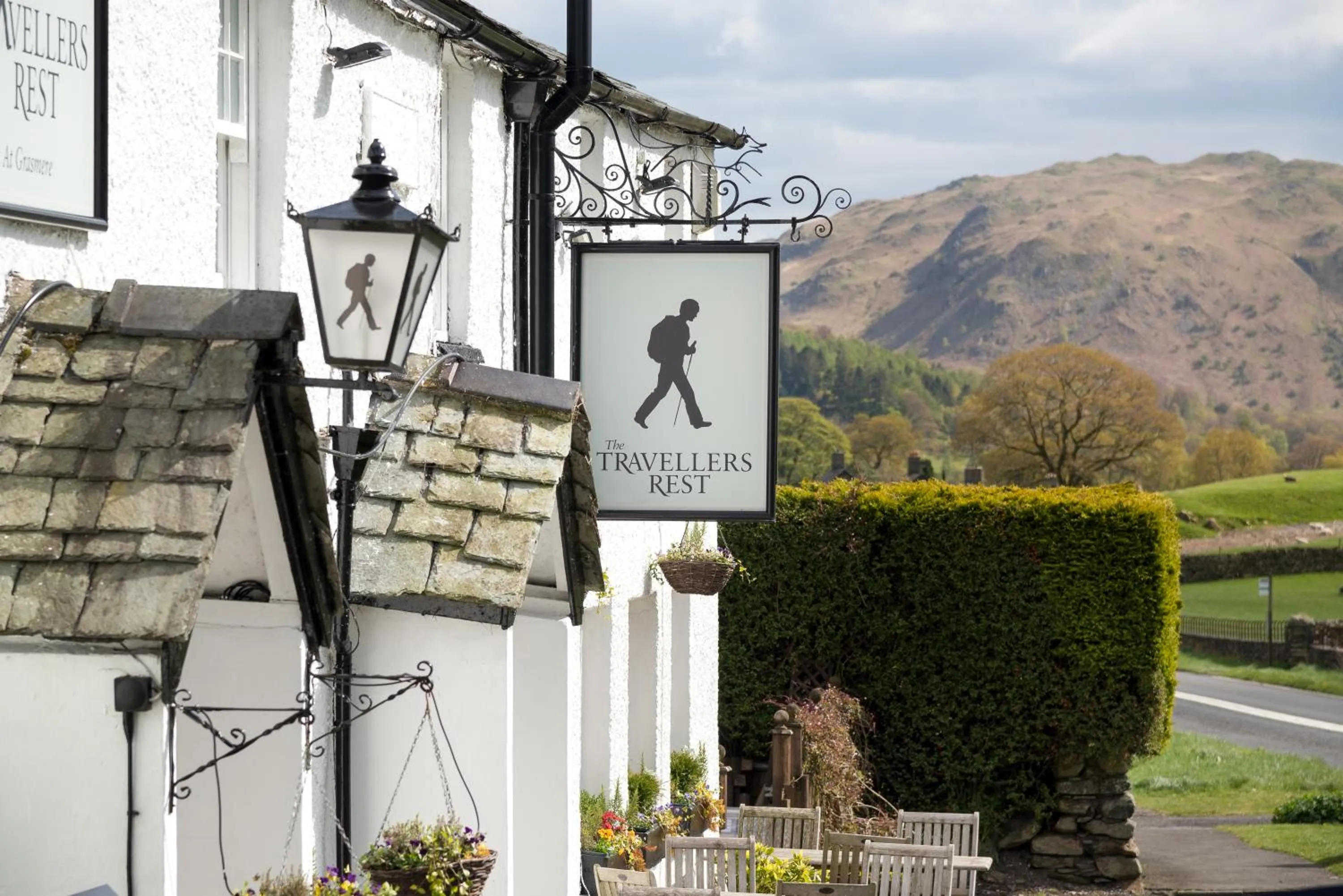 Facade/entrance in The Traveller's Rest