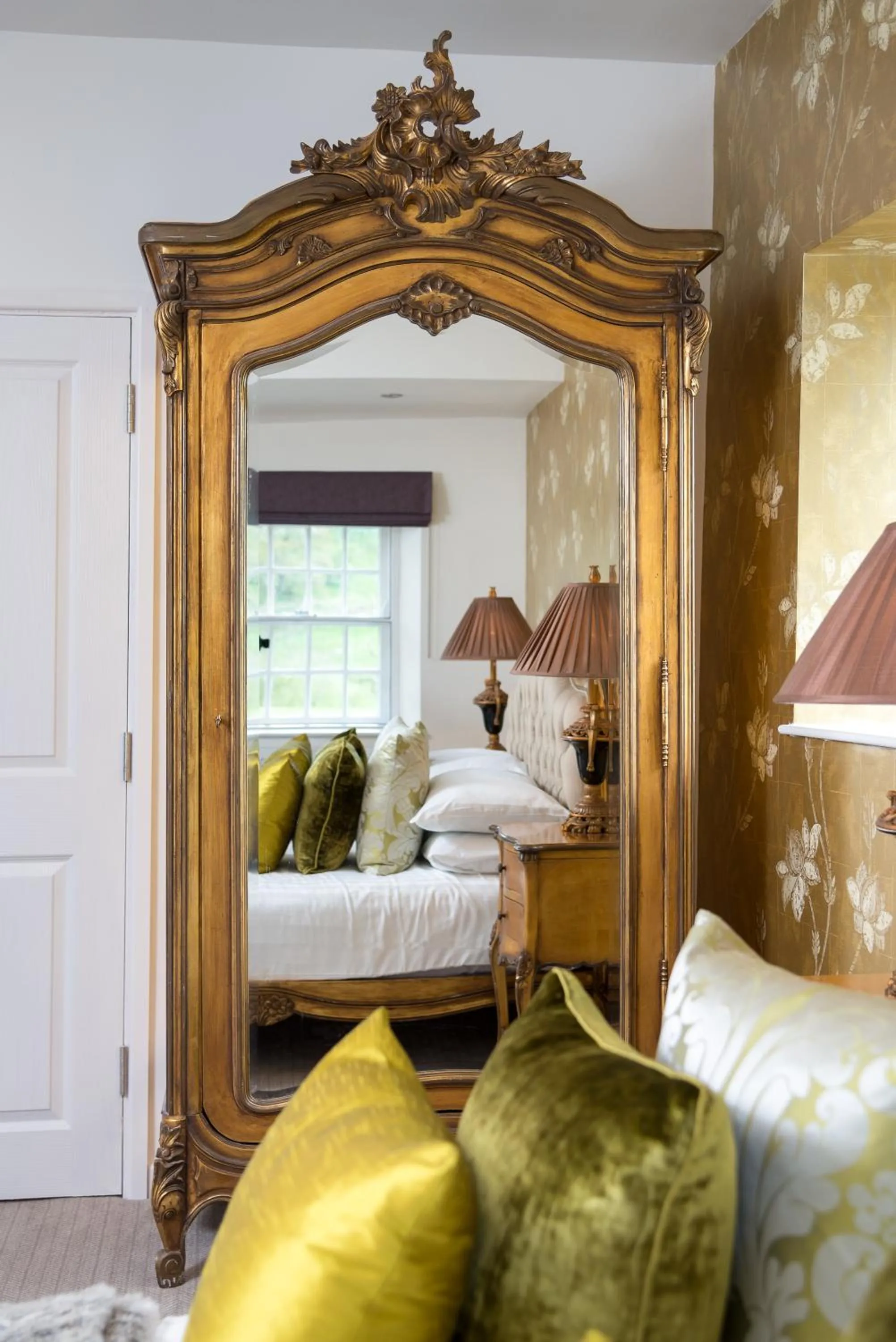 Bedroom, Bed in The Traveller's Rest