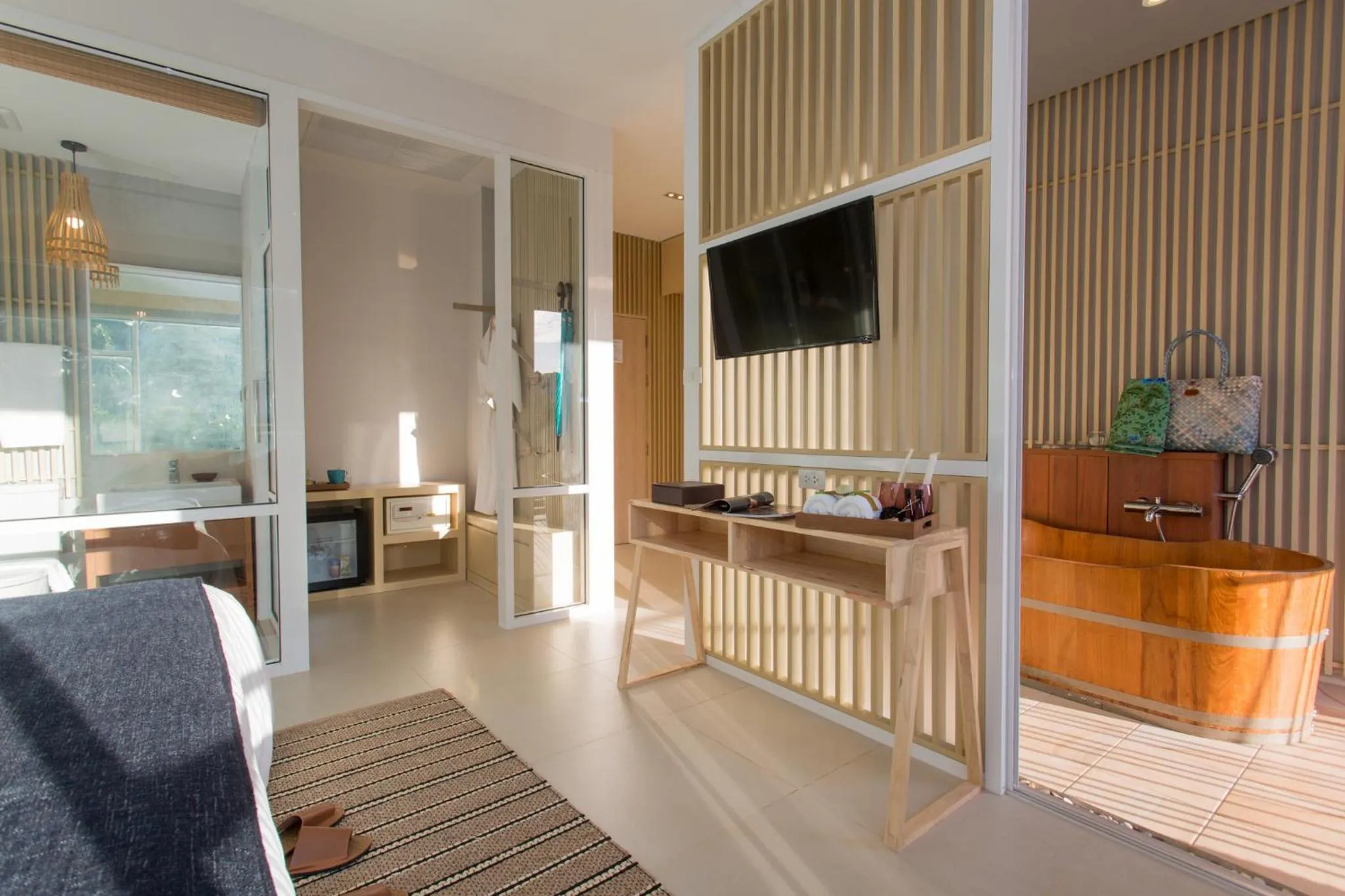 TV and multimedia in LaRio Hotel Krabi-SHA Extra Plus