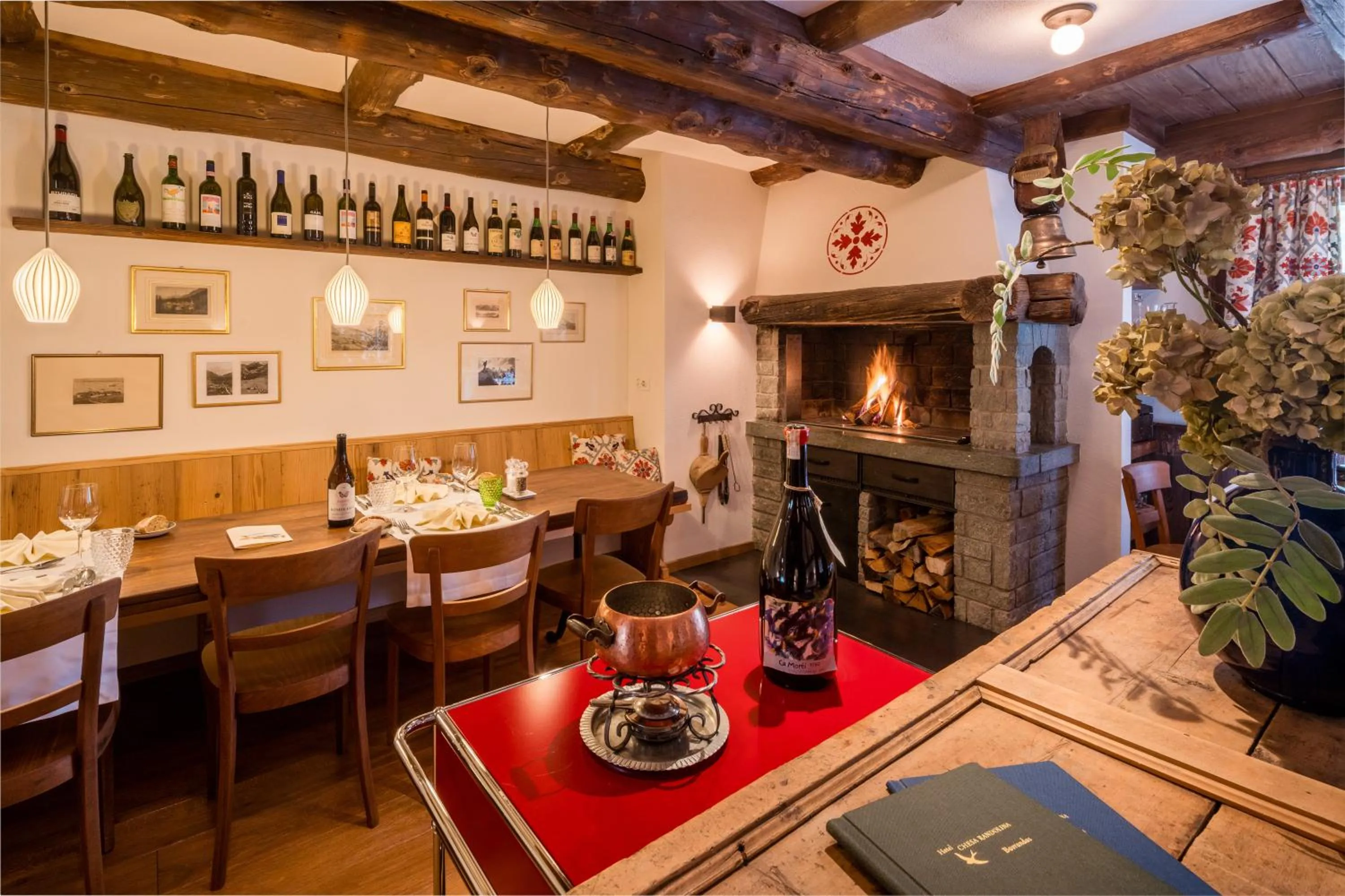 Restaurant/places to eat in Hotel Chesa Randolina