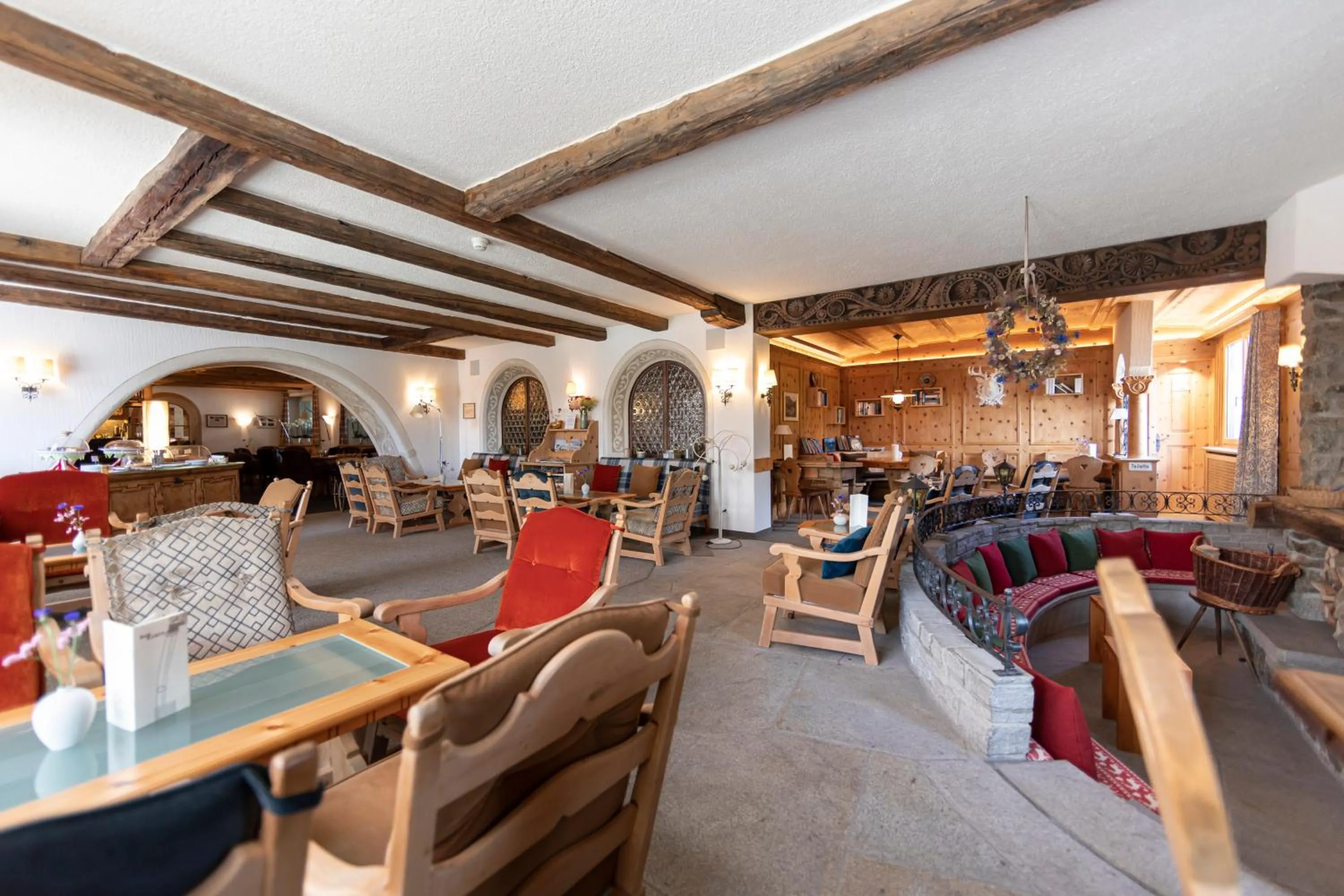 Restaurant/places to eat in Hotel Chesa Randolina