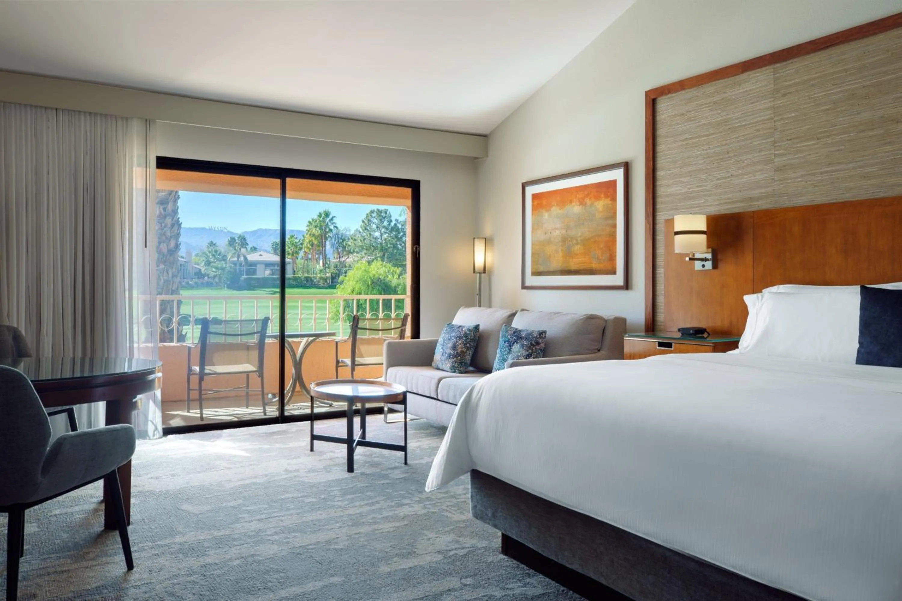 Bedroom, Bed in The Westin Rancho Mirage Golf Resort & Spa