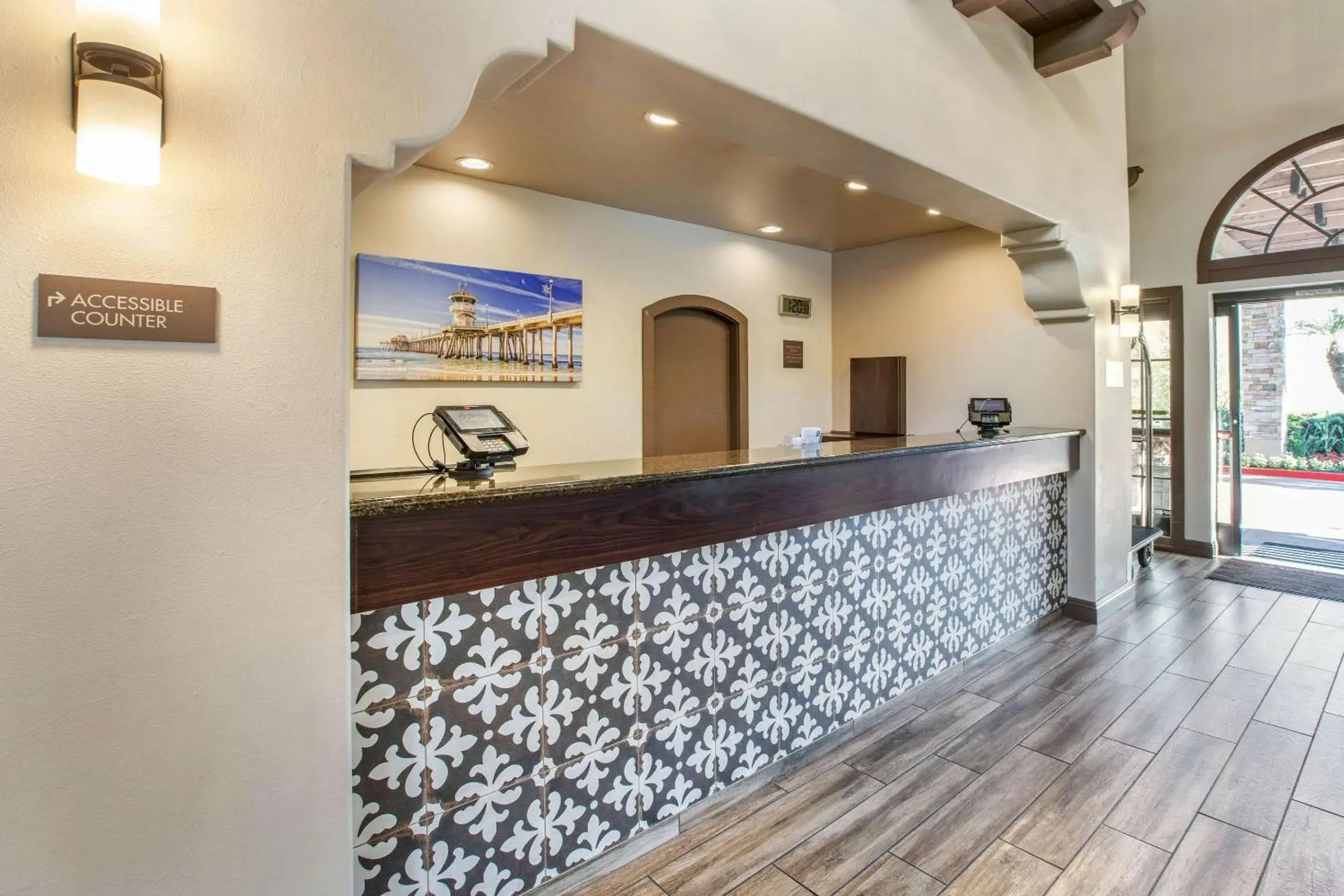 Lobby or reception in Comfort Inn & Suites Orange County John Wayne Airport Lobby or reception in Comfort Inn & Suites Orange County John Wayne Airport