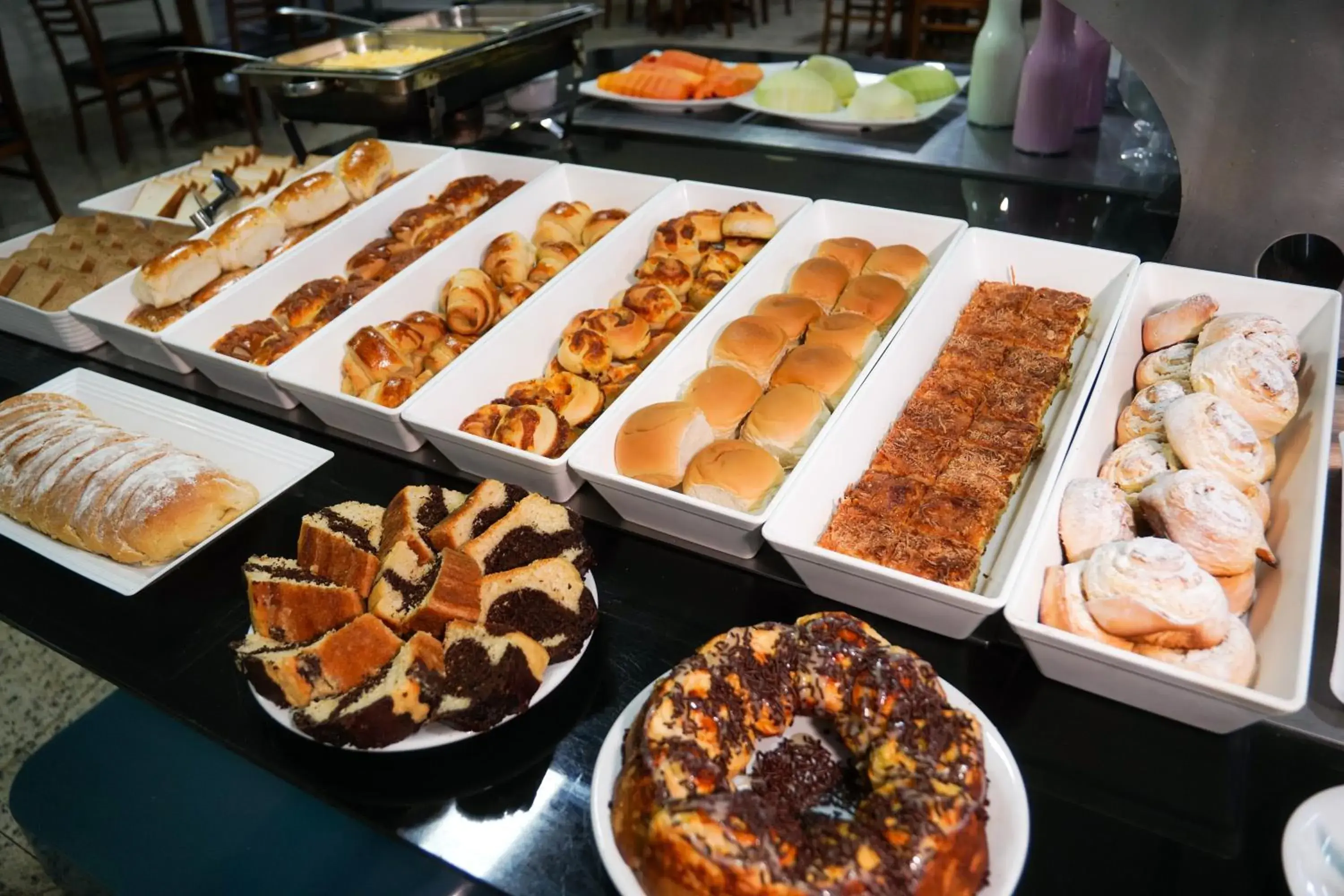 Breakfast in Hotel Nacional Inn Sorocaba Breakfast in Hotel Nacional Inn Sorocaba