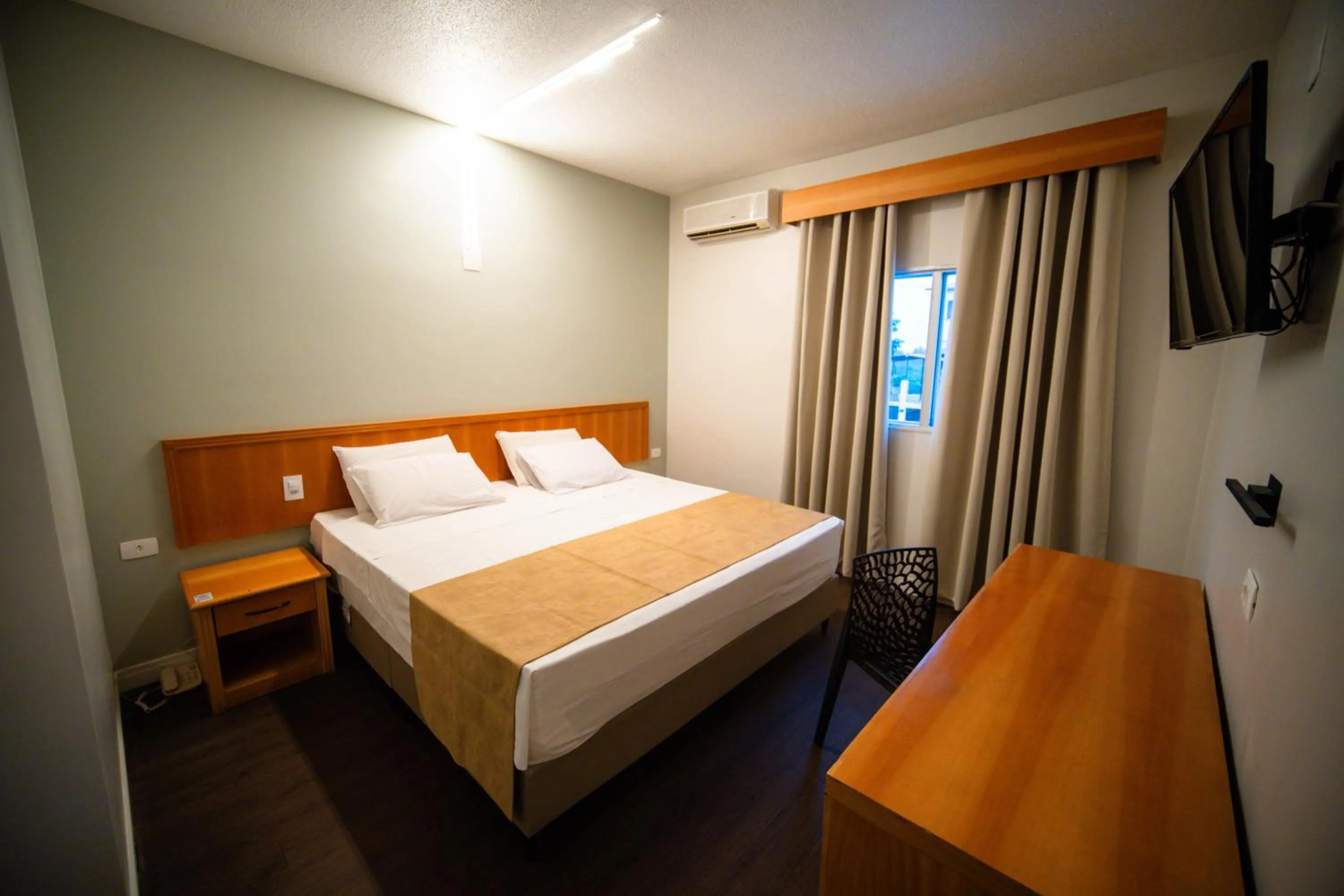 Bedroom, Bed in Hotel Nacional Inn Sorocaba