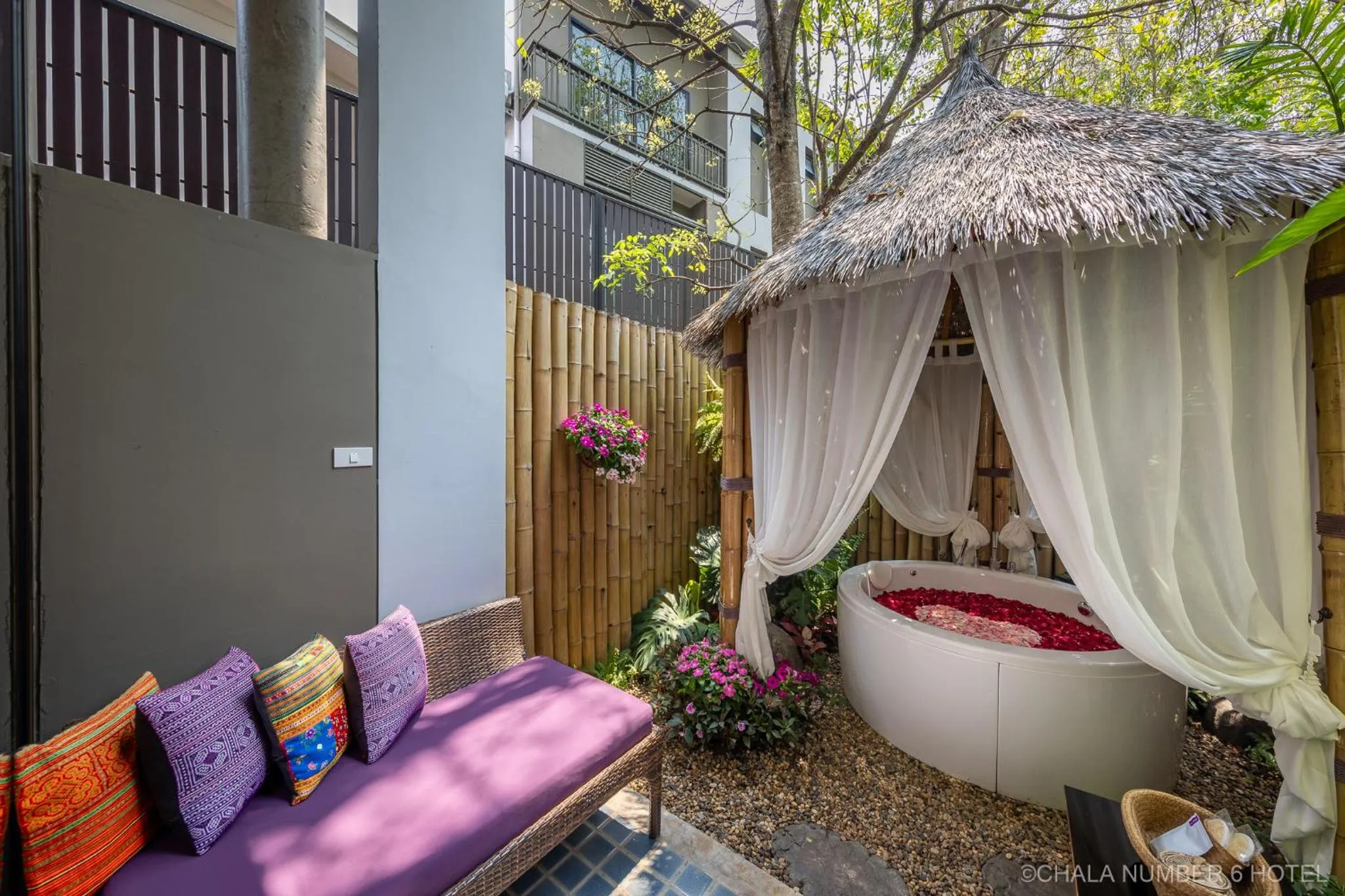 Balcony/Terrace in Chala Number6