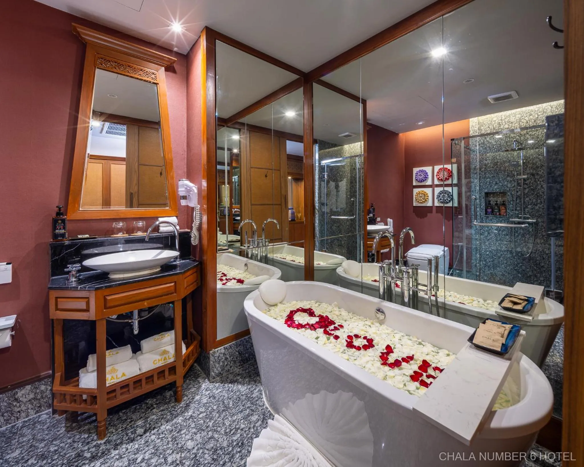 Bath in Chala Number6