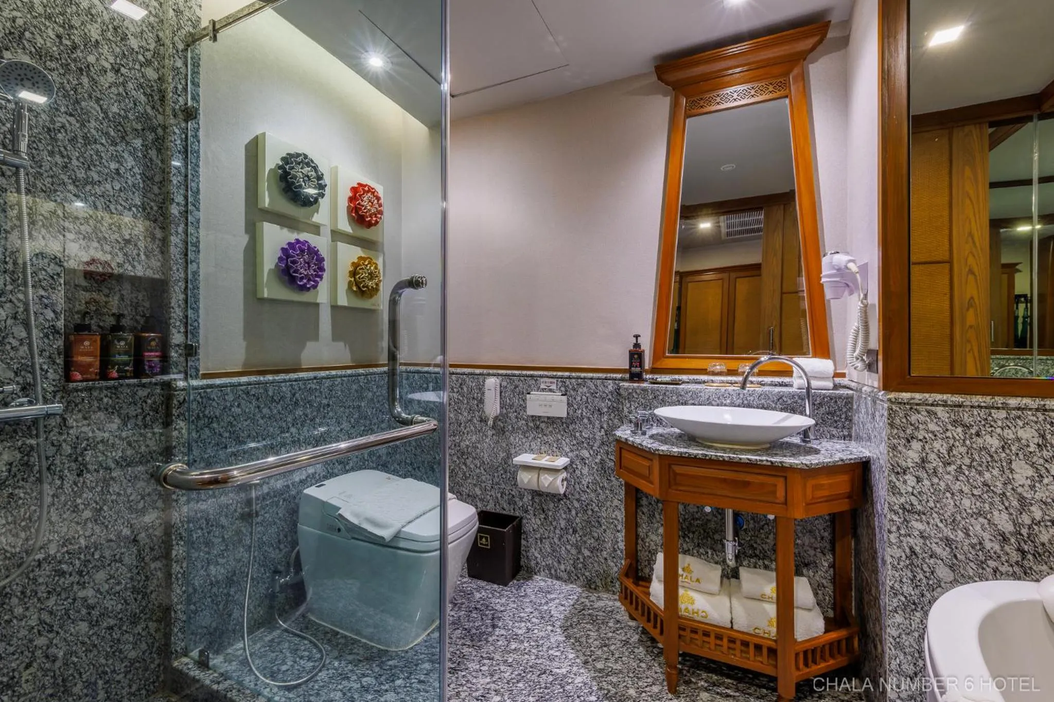 Bathroom in Chala Number6