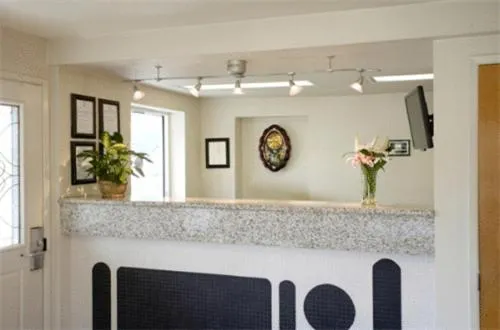 Lobby or reception in Turlock Inn
