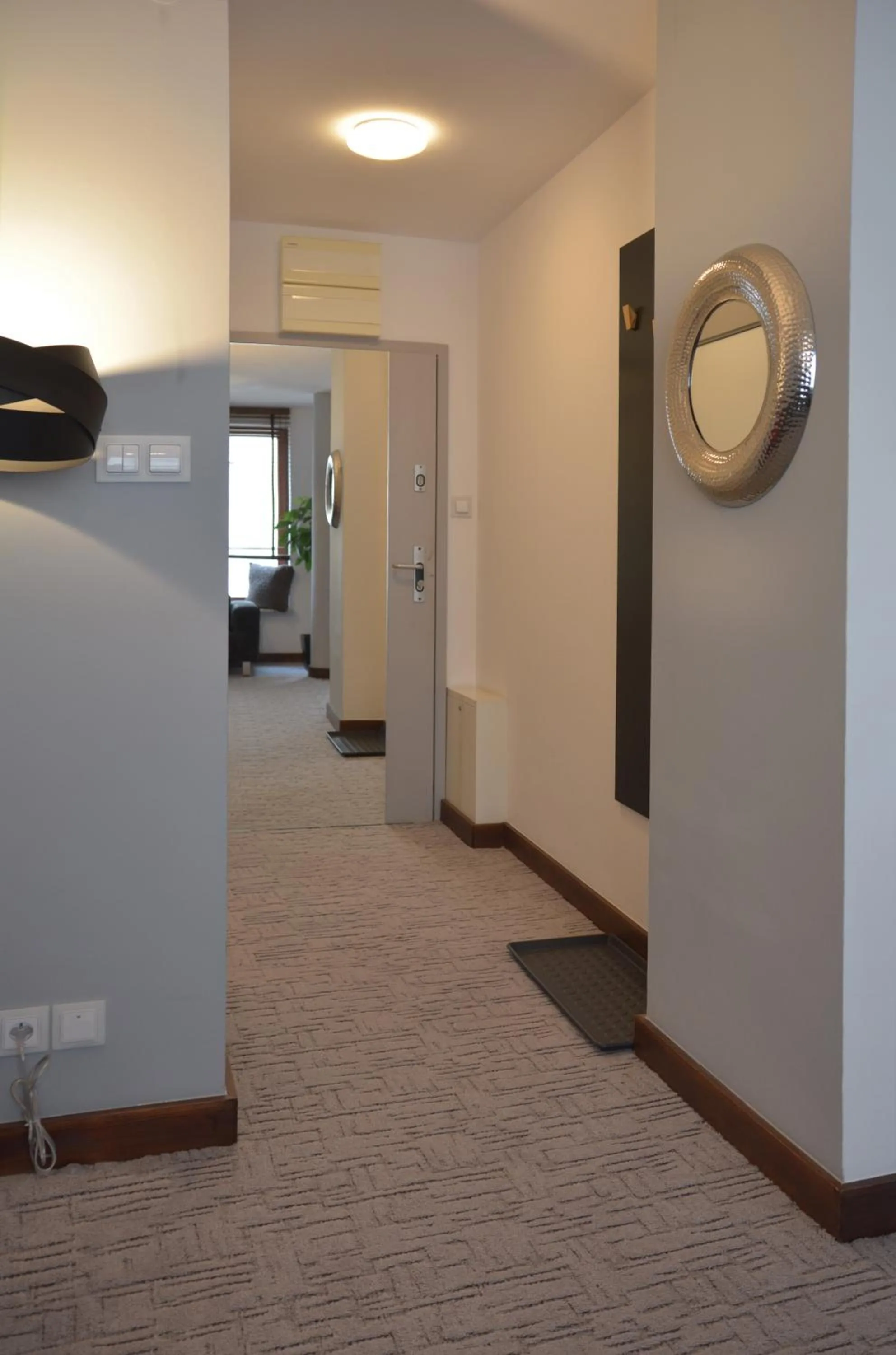 Photo of the whole room in Szucha Apartments