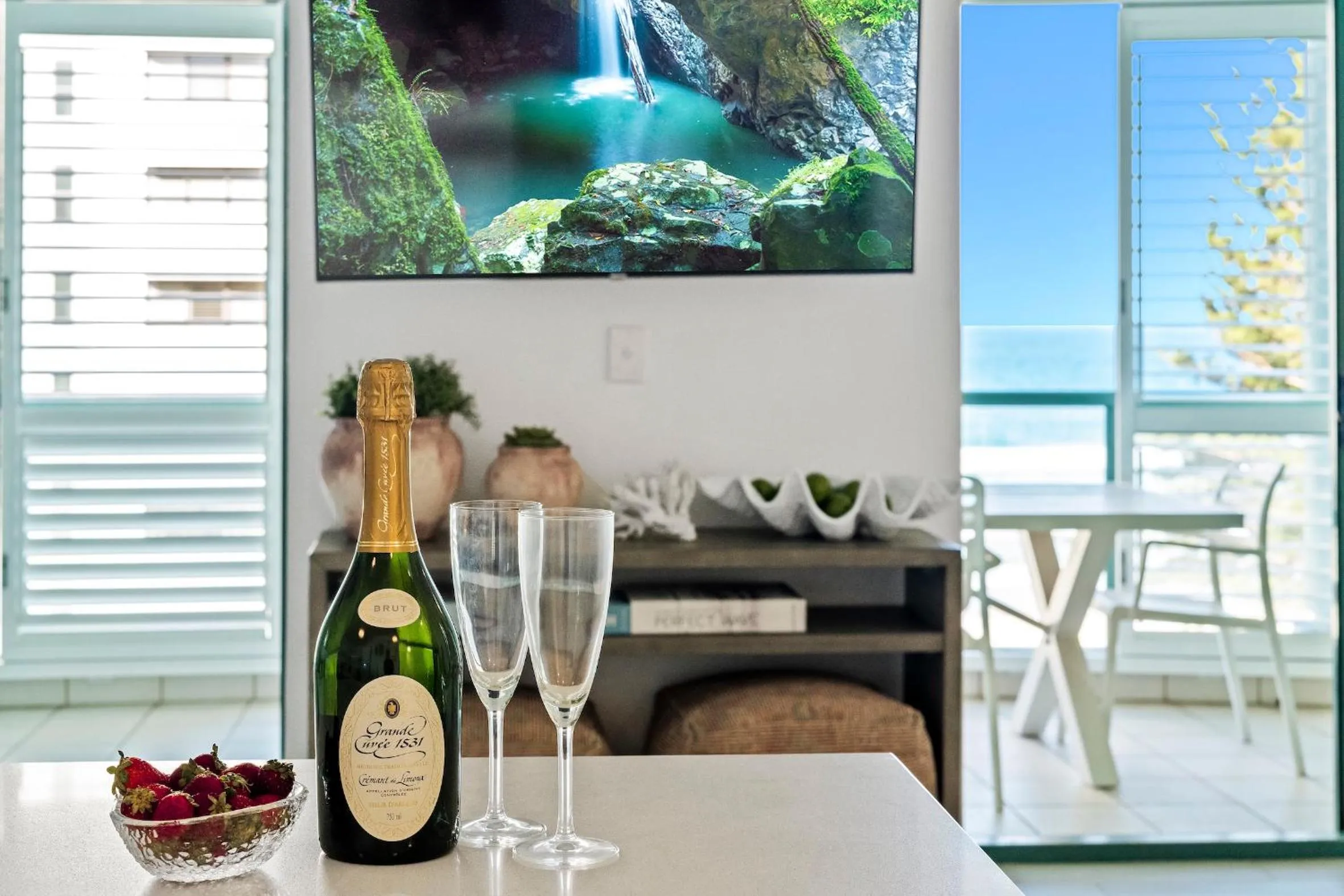 Food and drinks in Emerald Sands Holiday Apartments