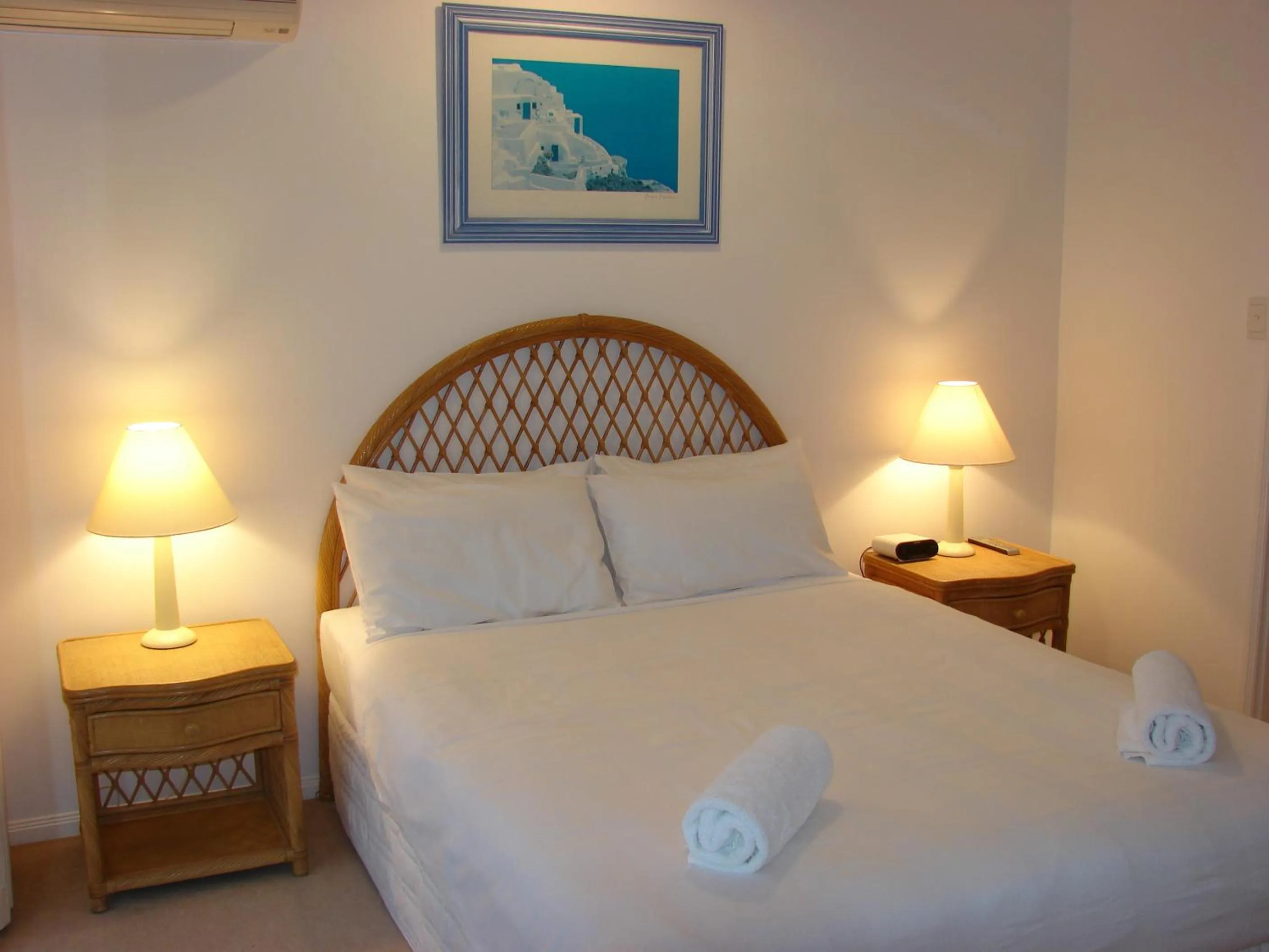 Bed in Portside Noosa Waters