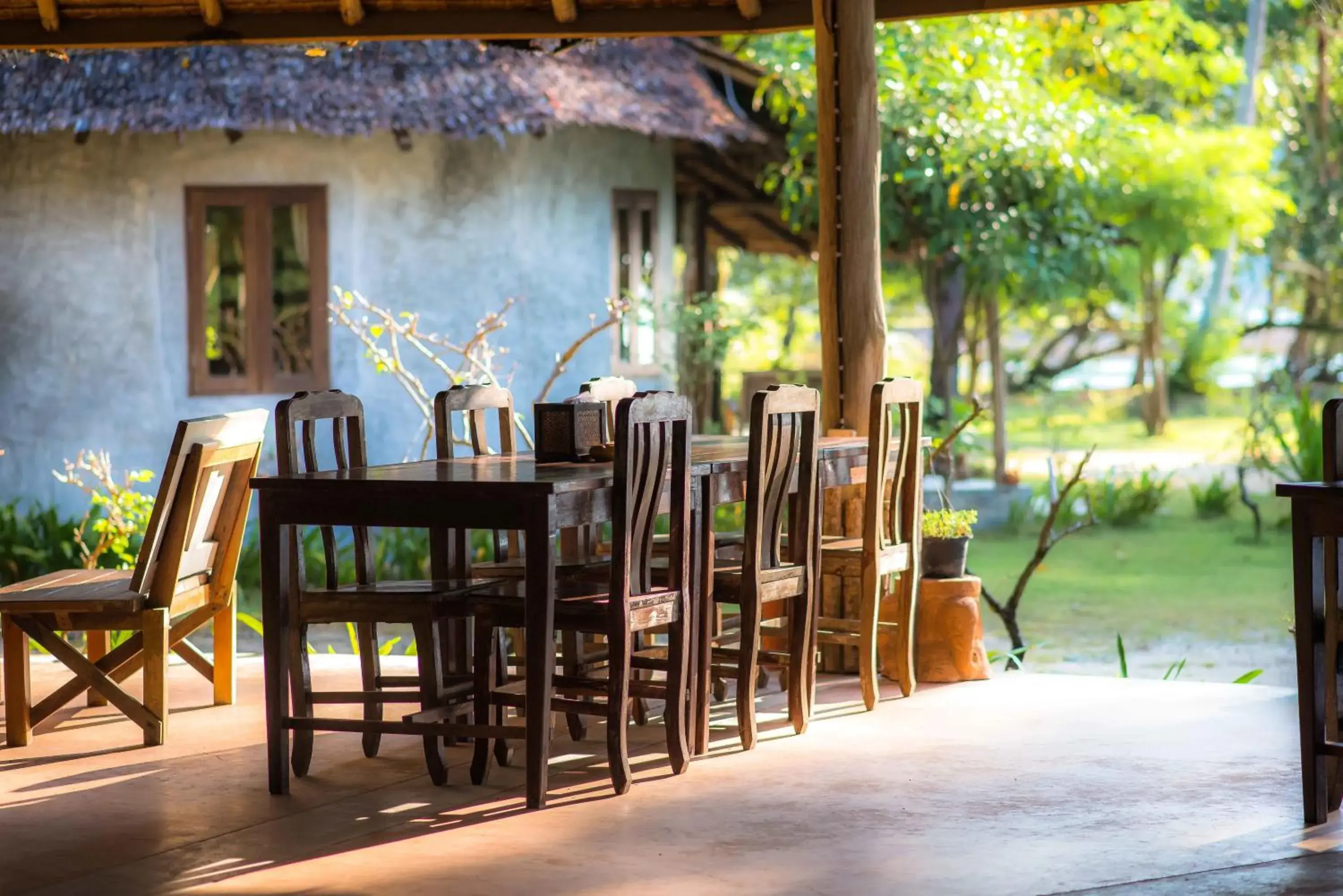 Restaurant/places to eat in The Tropical Beach Resort Restaurant/places to eat in The Tropical Beach Resort