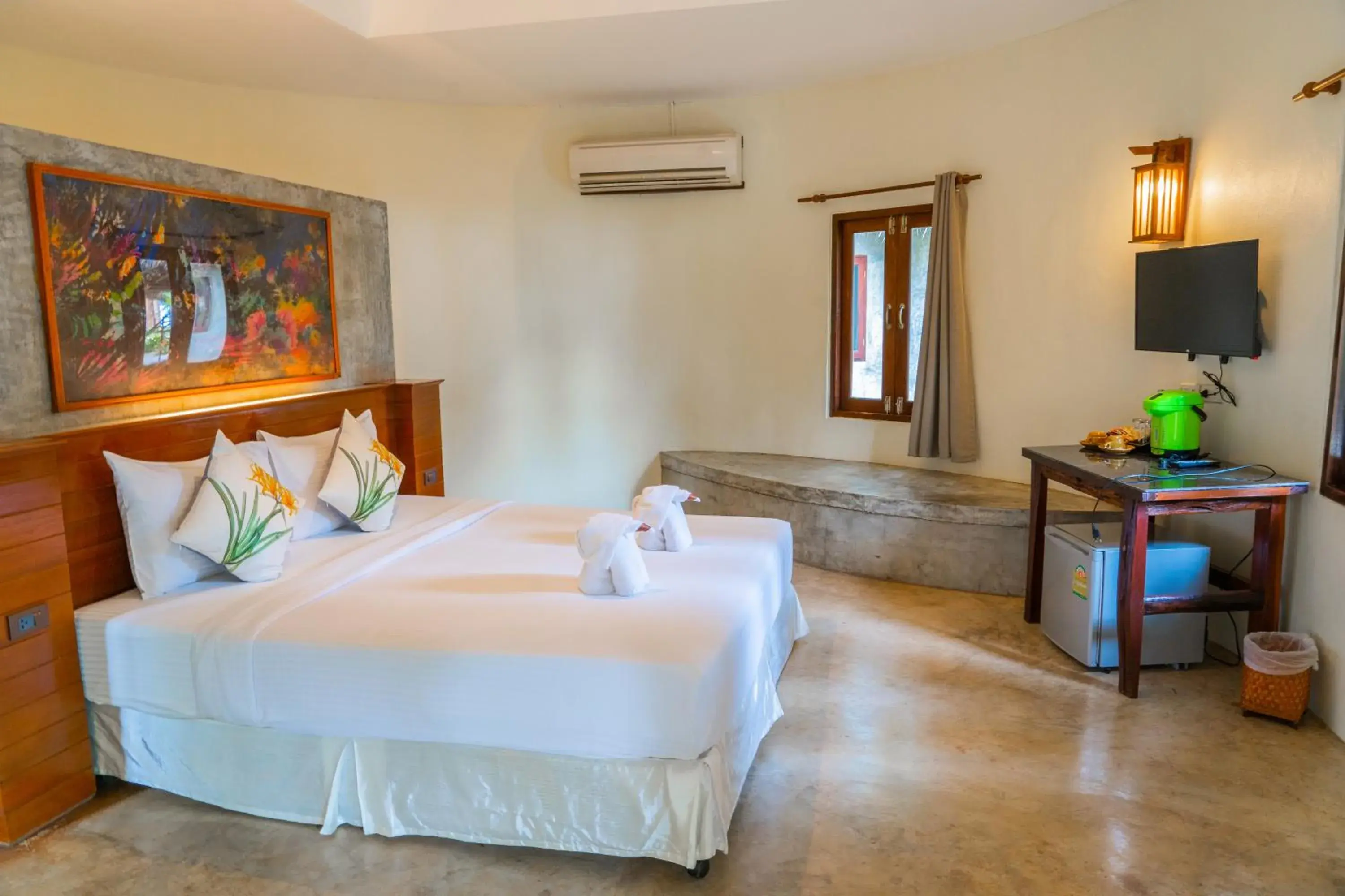 Photo of the whole room, Bed in The Tropical Beach Resort Photo of the whole room, Bed in The Tropical Beach Resort