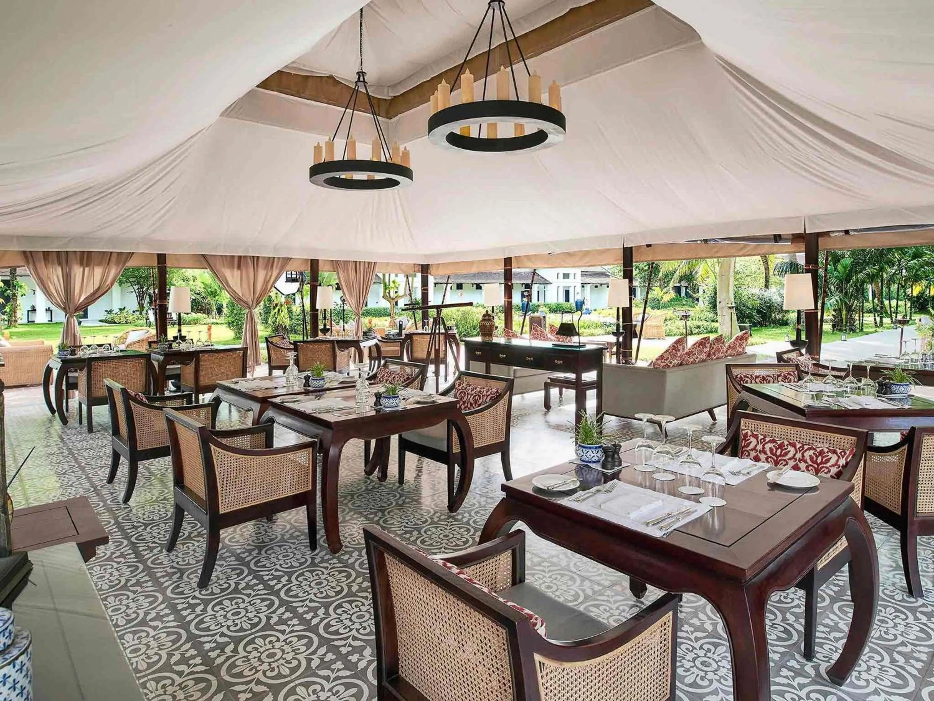 Restaurant/places to eat in Sofitel Luang Prabang